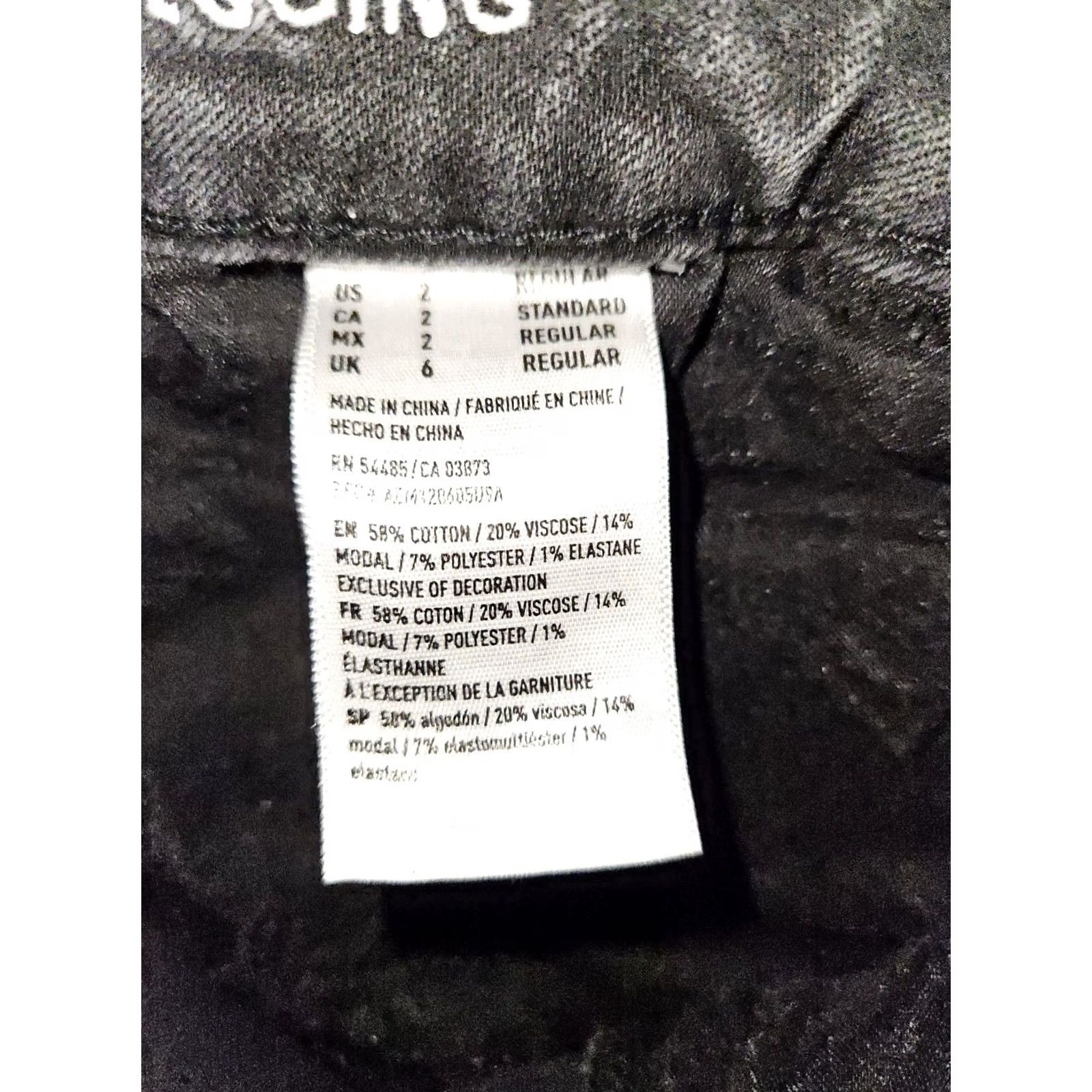 American Eagle Outfitters American Eagle Super High Rise Jeans Womens Dark Black Denim Distressed Jegging 2 Size Size 26" / US 2 / IT 38 - 4 Thumbnail