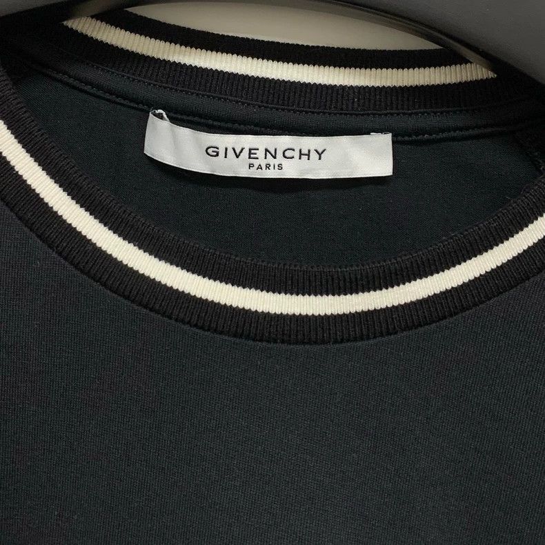 Other Givenchy SizeXXXL Classic Black and White Logo Short Sleeve Size US M / EU 48-50 / 2 - 2 Thumbnail