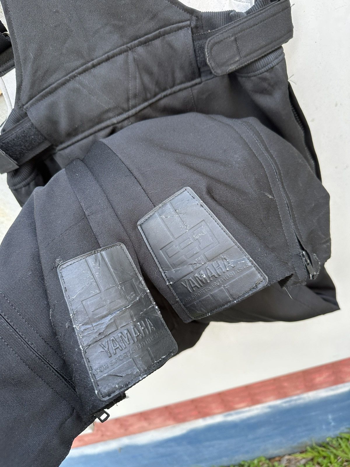 Yamaha 👹Yamaha Ski Jumpsuit Overalls Size US 31 - 8 Thumbnail