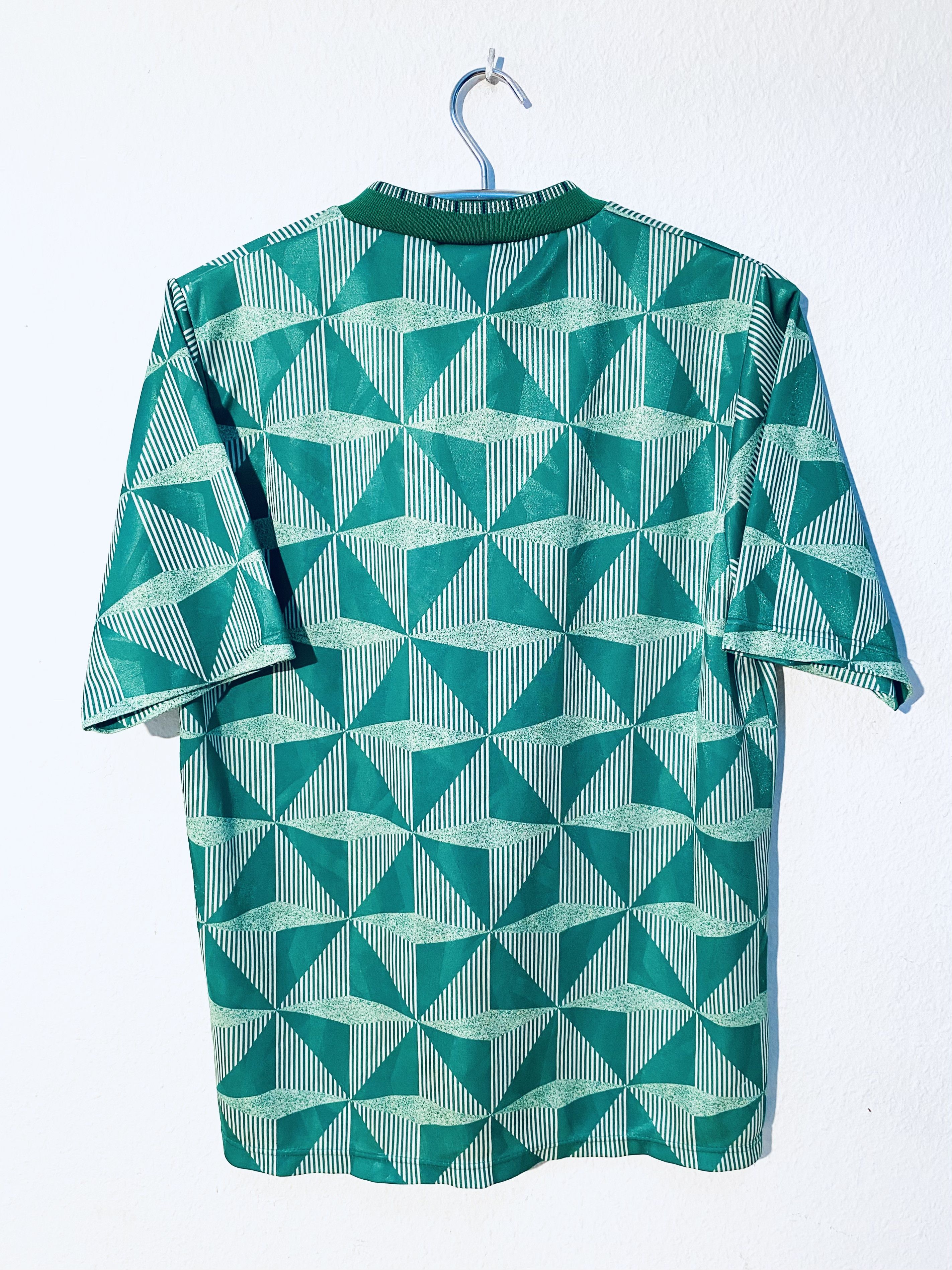 Umbro Northern Ireland 1990 - 1992 Home Football Shirt Jersey Size US M / EU 48-50 / 2 - 2 Thumbnail