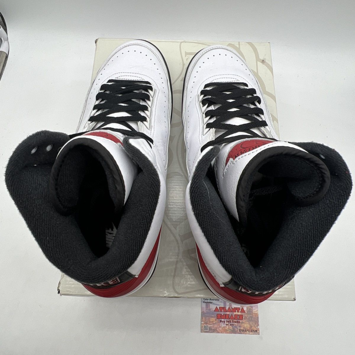 Jordan Brand Air Jordan 2 Chicago Size US 13 / EU 46 - 7 Thumbnail
