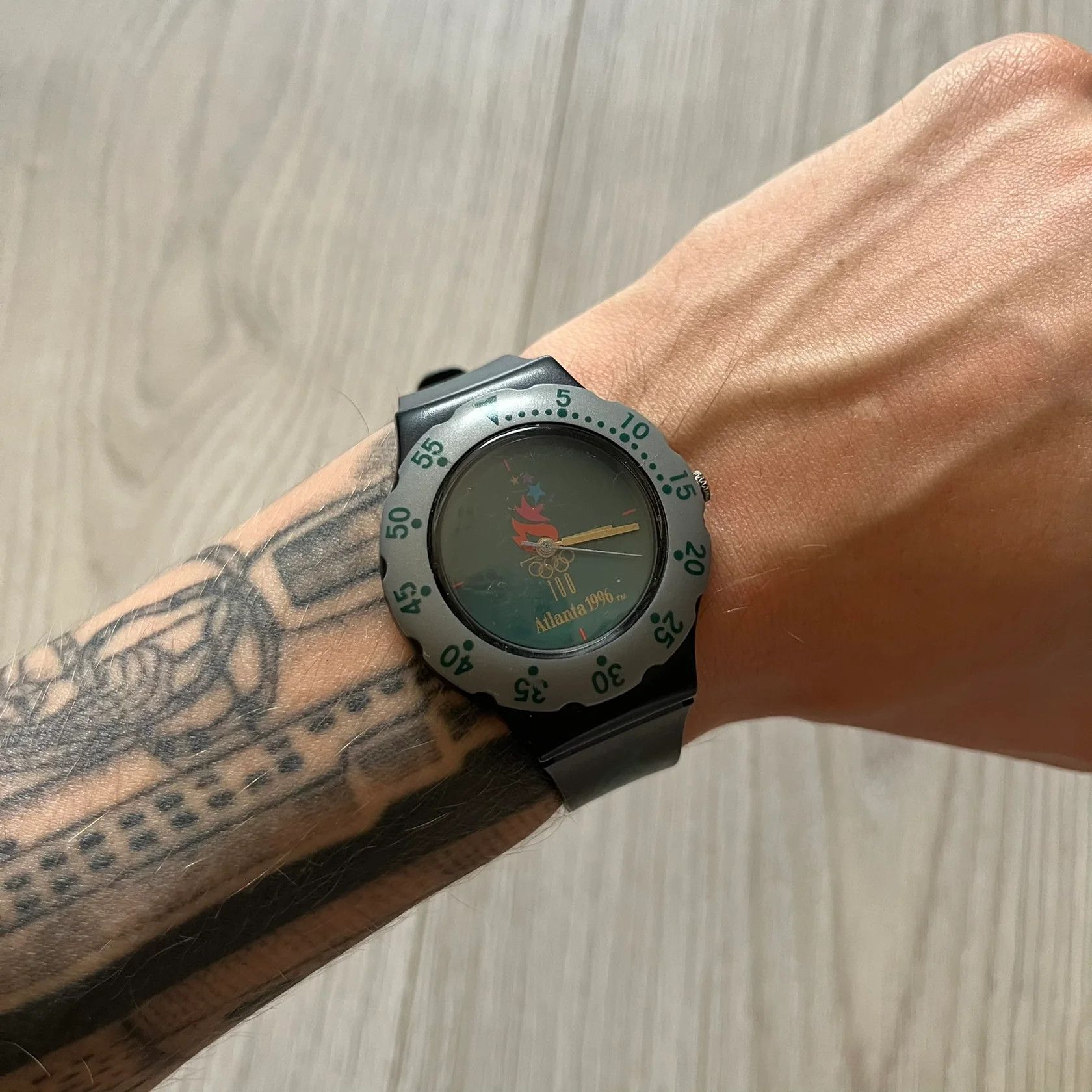 ★ALBA★ neatnik aluminum 腕時計 ☆ALBA☆ neatnik aluminum 腕時計 - メルカリ