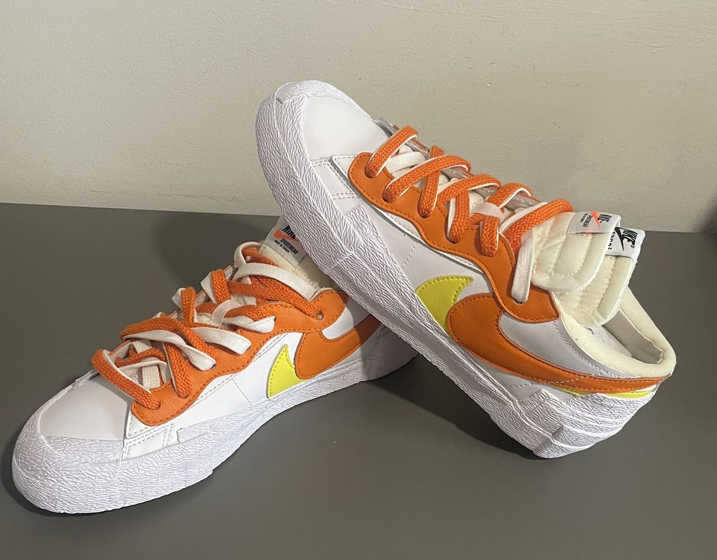 Nike Nike Blazer Low x Sacai Size US 9 / EU 42 - 1 Thumbnail