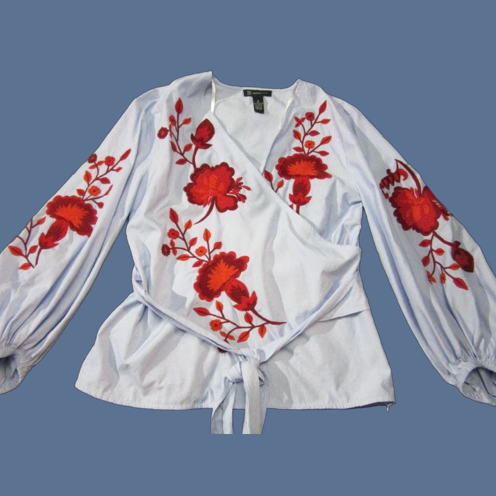 Vintage INC International Concepts Blouse Womens M Blue Red Floral Embroidered Size M / US 6-8 / IT 42-44 - 1 Thumbnail