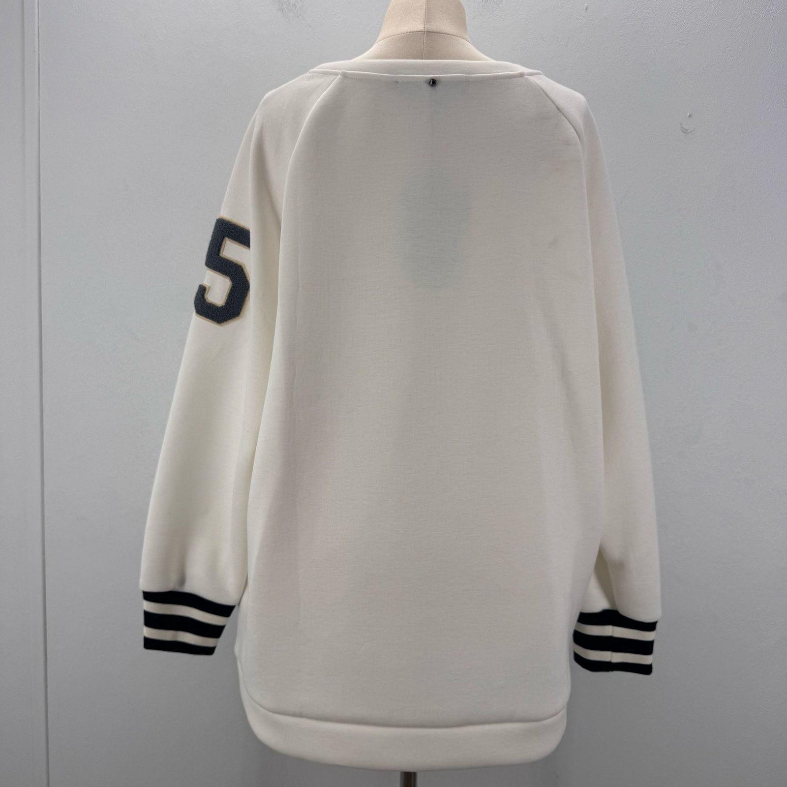 Marina Rinaldi Marina Rinaldi Occhaire Applique Scuba Sweatshirt White XL Size 3XL / US 20-22 - 6 Thumbnail