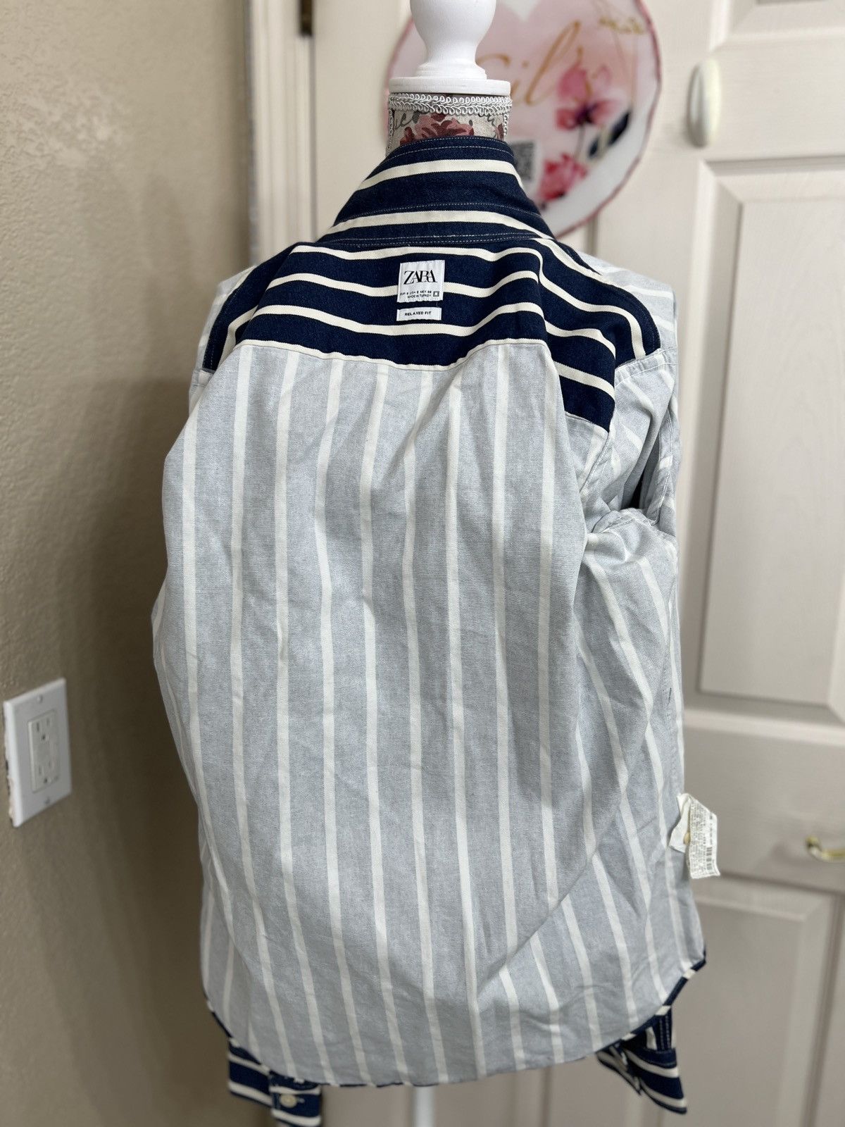 Zara NWOT Zara Navy and White Stripe Men’s Shirt 100% cotton Size US S / EU 44-46 / 1 - 6 Thumbnail