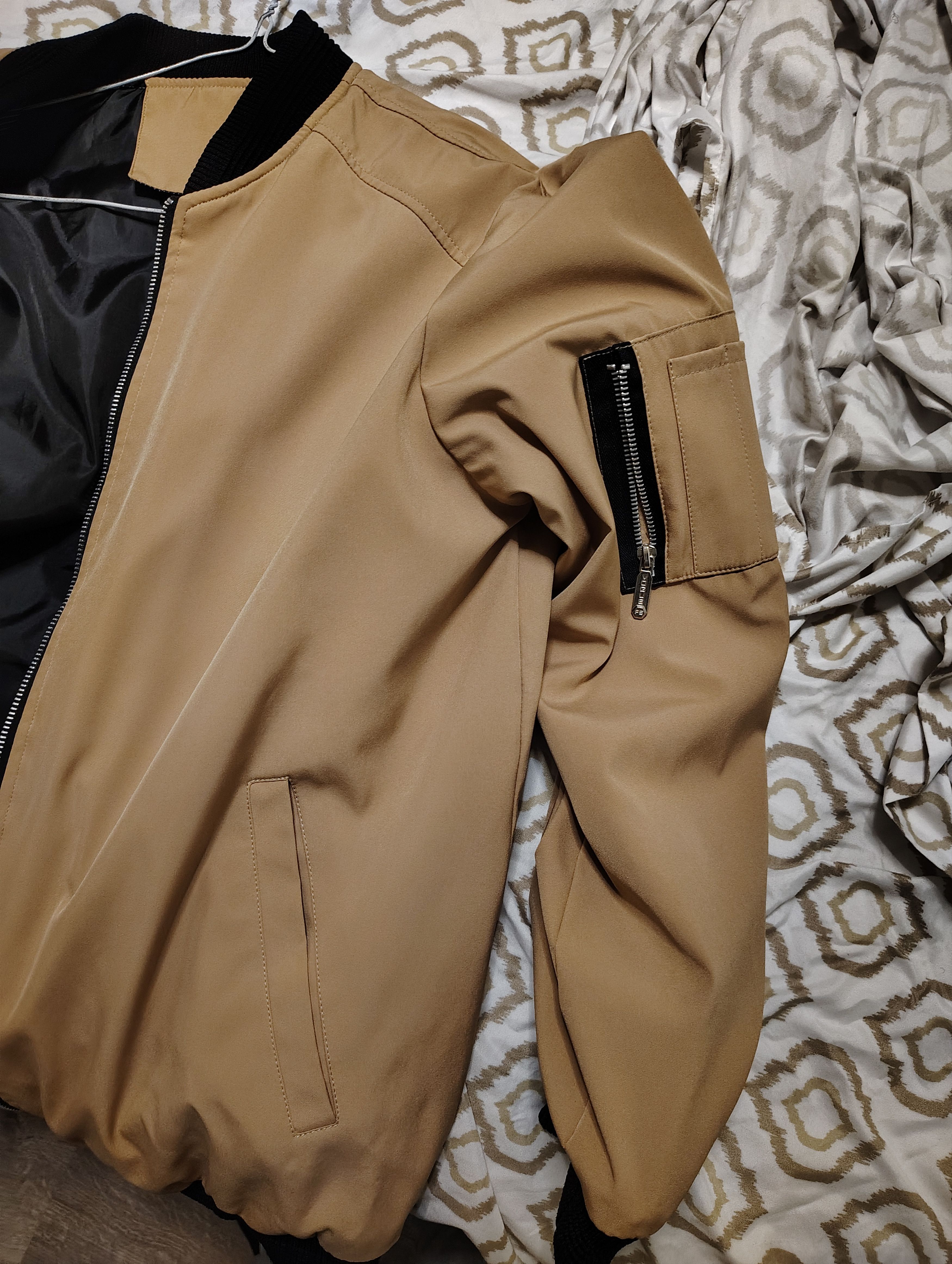 Other Lavnis Lightweight Soft-shell Flight Bomber/ Windbreaker Size US L / EU 52-54 / 3 - 4 Thumbnail