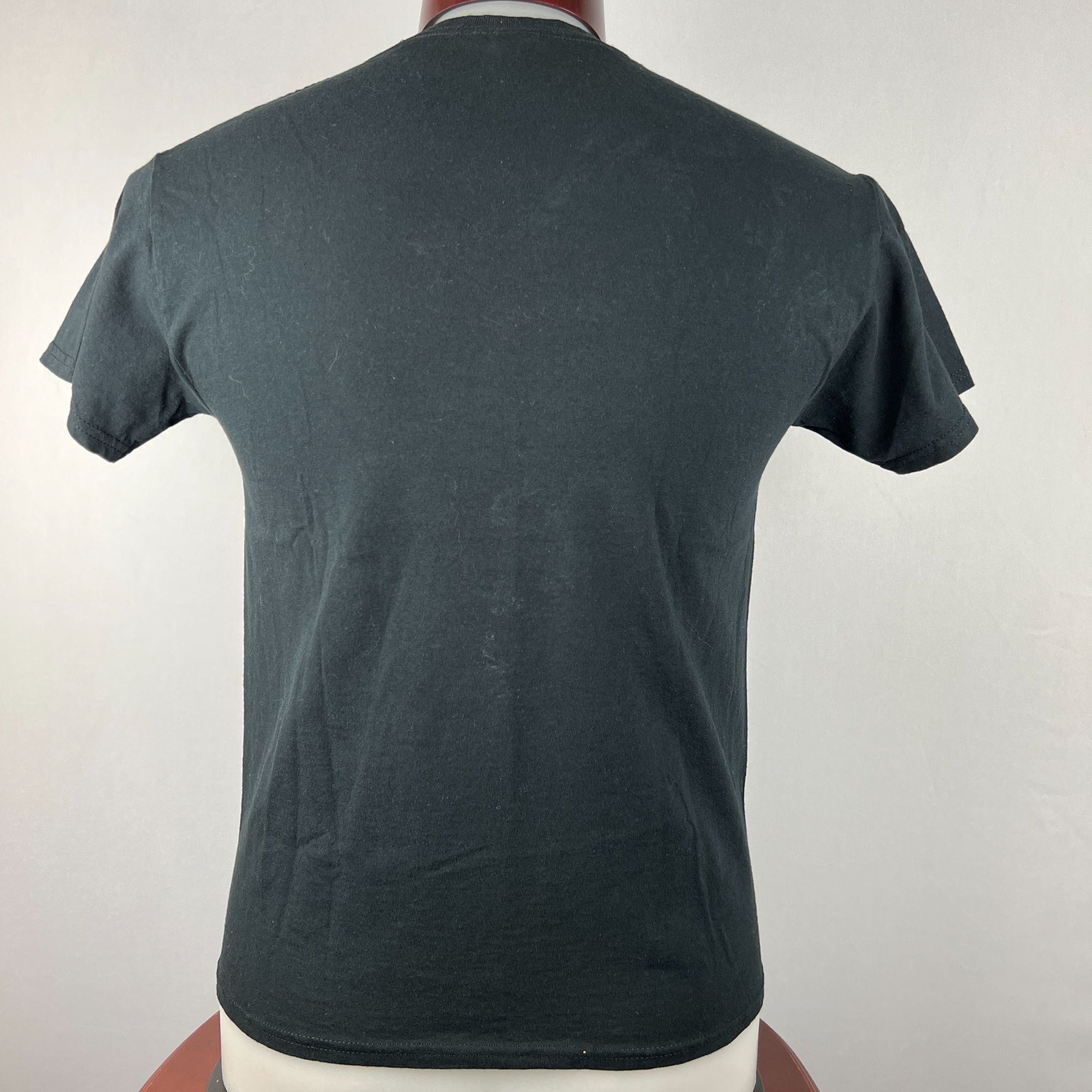 Gildan Skin Of A Different Color Tattoo & Piercing M T-Shirt Shirt Size US M / EU 48-50 / 2 - 3 Thumbnail