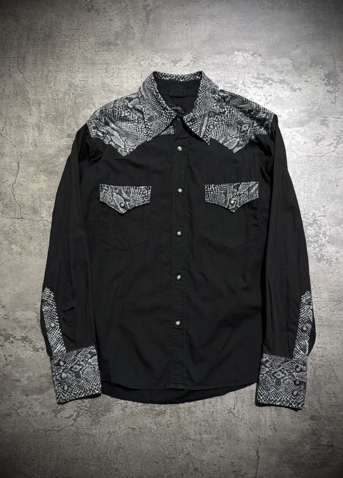Hysteric Glamour Omkom snakeskin lgb ifsixwasnine shirt Size US M / EU 48-50 / 2 - 1 Thumbnail