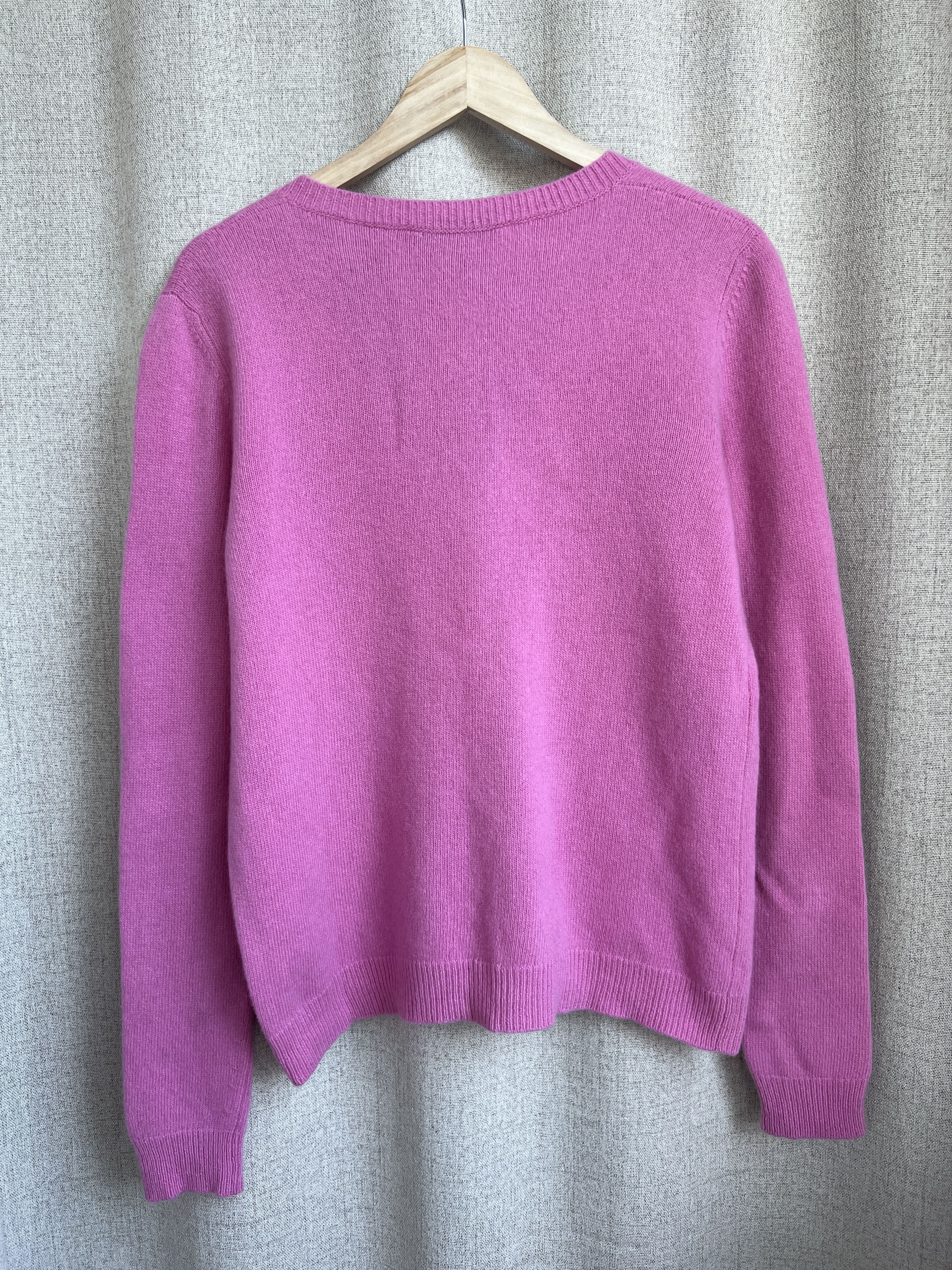 Gucci Gucci V Neck Pink Wool Cashmere Sweater Size M / US 6-8 / IT 42-44 - 2 Thumbnail