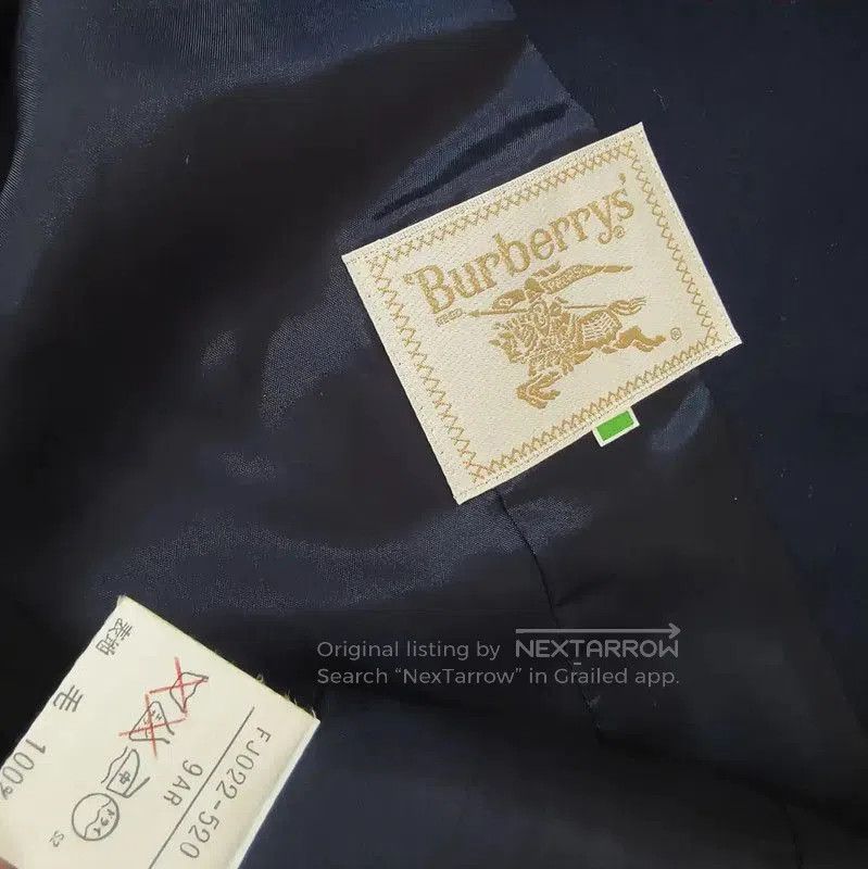 Burberry Burberry Women's Navy Wool Cardigan. Size M / US 6-8 / IT 42-44 - 8 Thumbnail