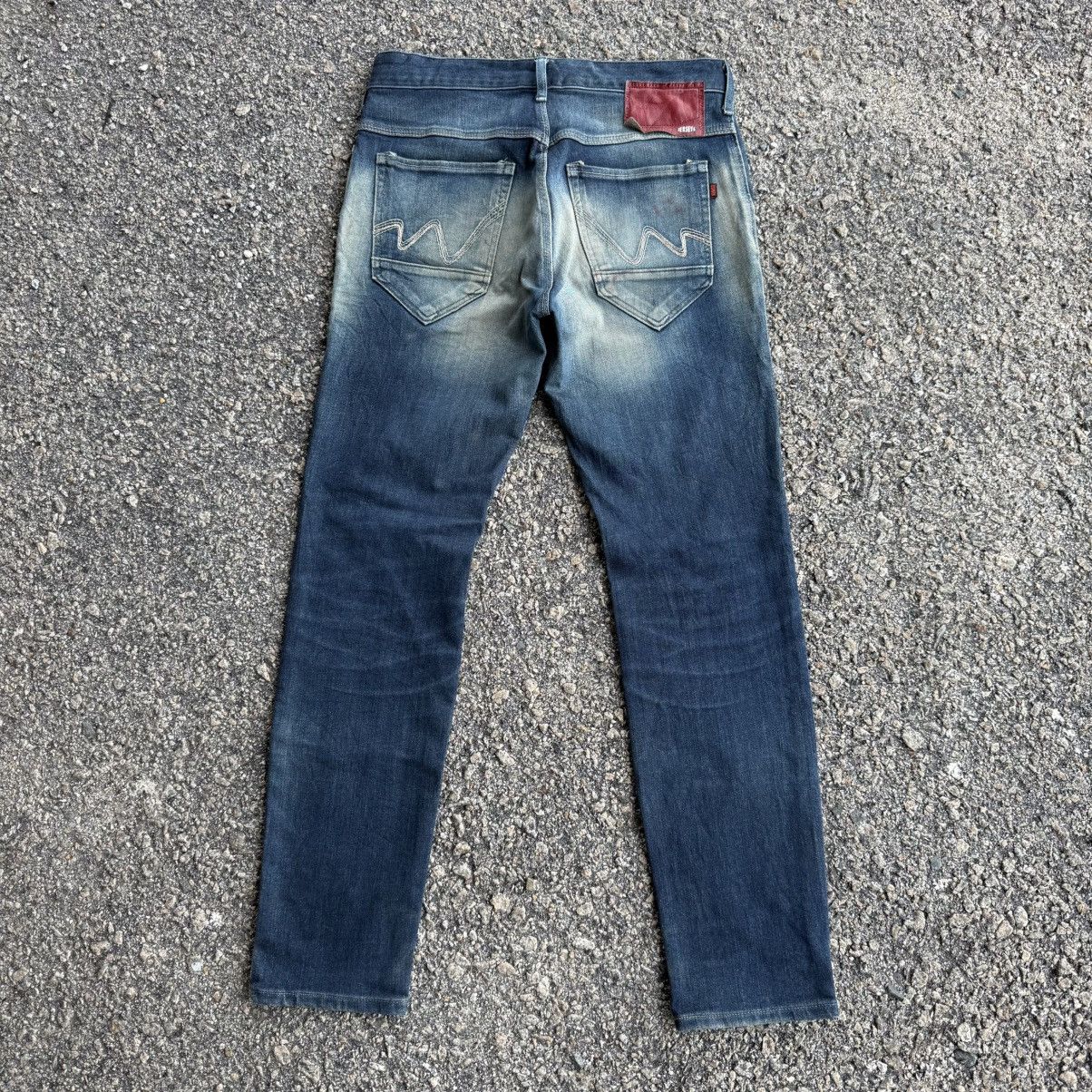 Edwin VINTAGE EDWIN JERSEY SKINNY FADED RIPPEP JEAN PANTS Size US 32 / EU 48 - 2 Thumbnail