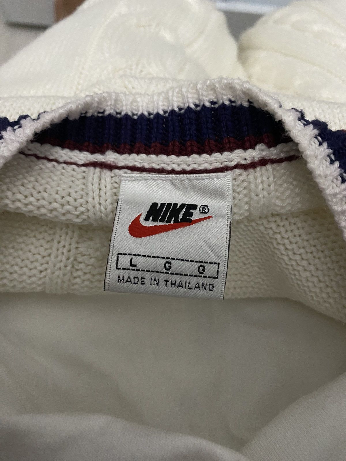 Nike Vest Nike court vintage Size US L / EU 52-54 / 3 - 3 Thumbnail