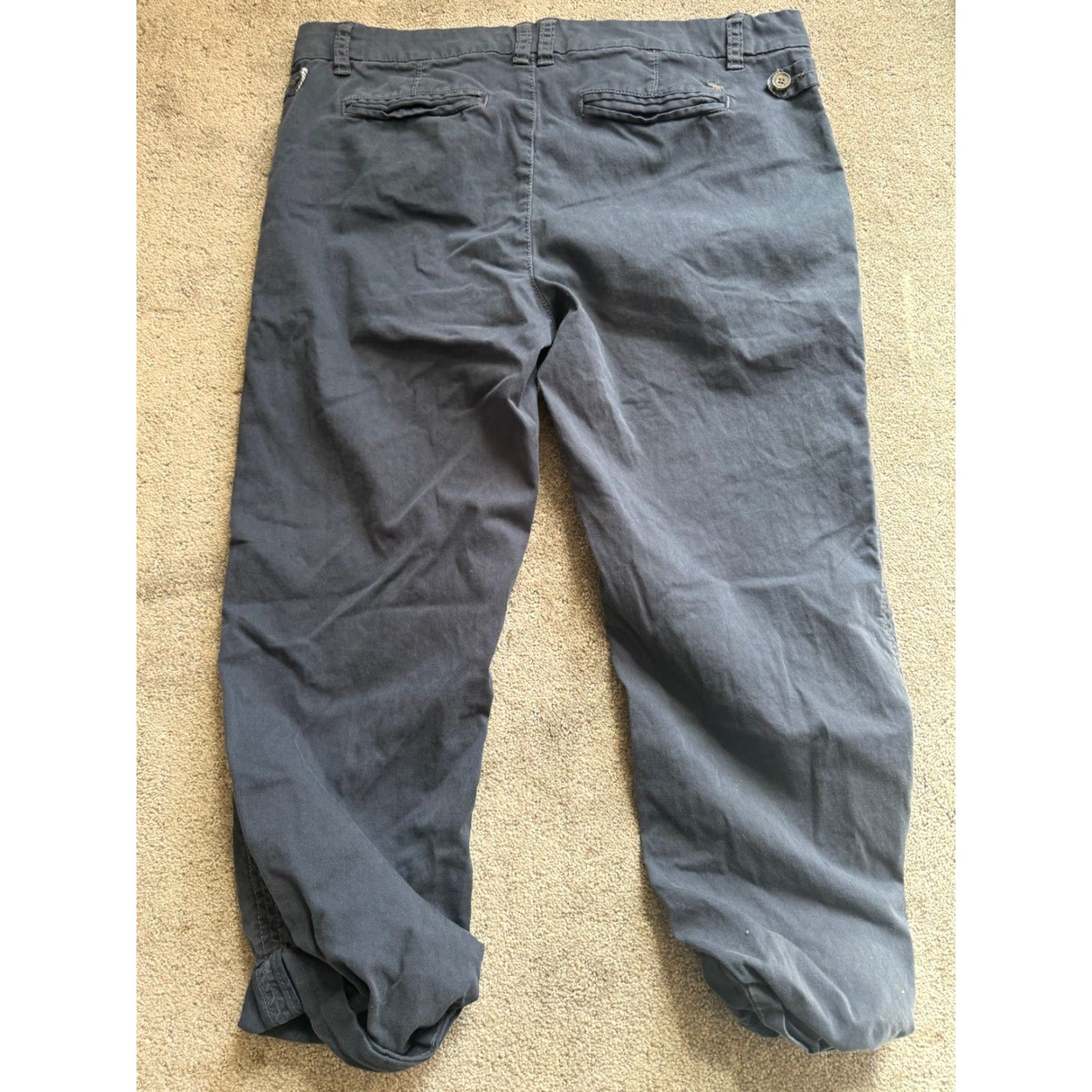 Abercrombie & Fitch Abercrombie & Fitch Women's Cropped Pants Size 8 Navy Blue Cuff Hem Size 30" / US 8 / IT 44 - 3 Thumbnail
