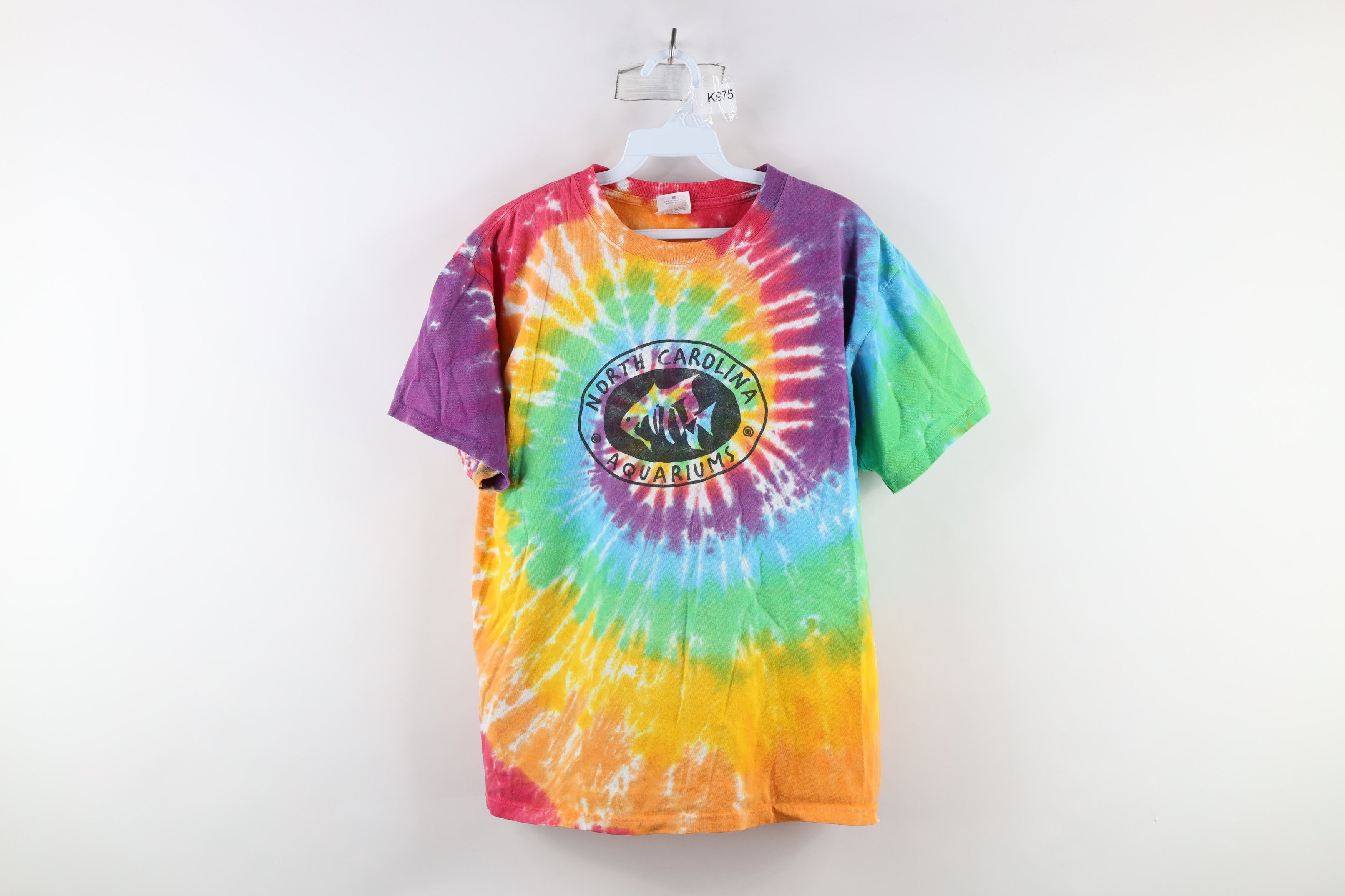 Vintage Vintage 90s Streetwear Aquariums Rainbow Tie Dye T-Shirt Size M / US 6-8 / IT 42-44 - 1 Thumbnail