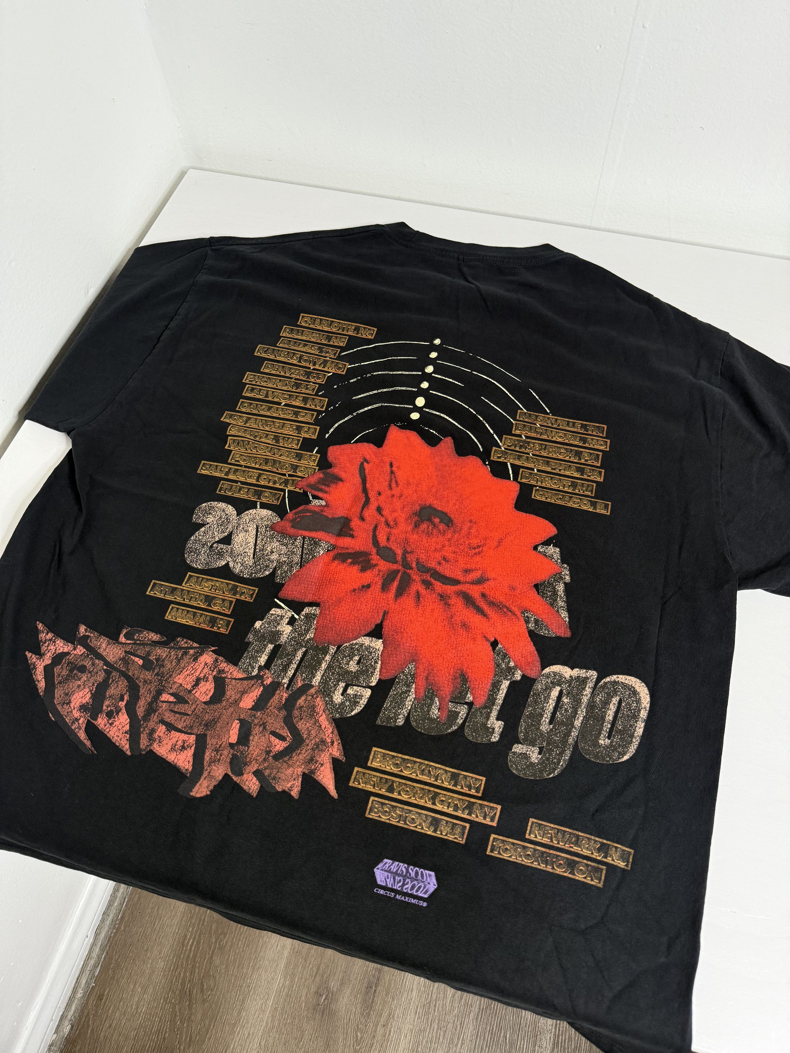 Travis Scott Travis Scott Utopia Echoes Tee "Black" Size US XL / EU 56 / 4 - 2 Thumbnail