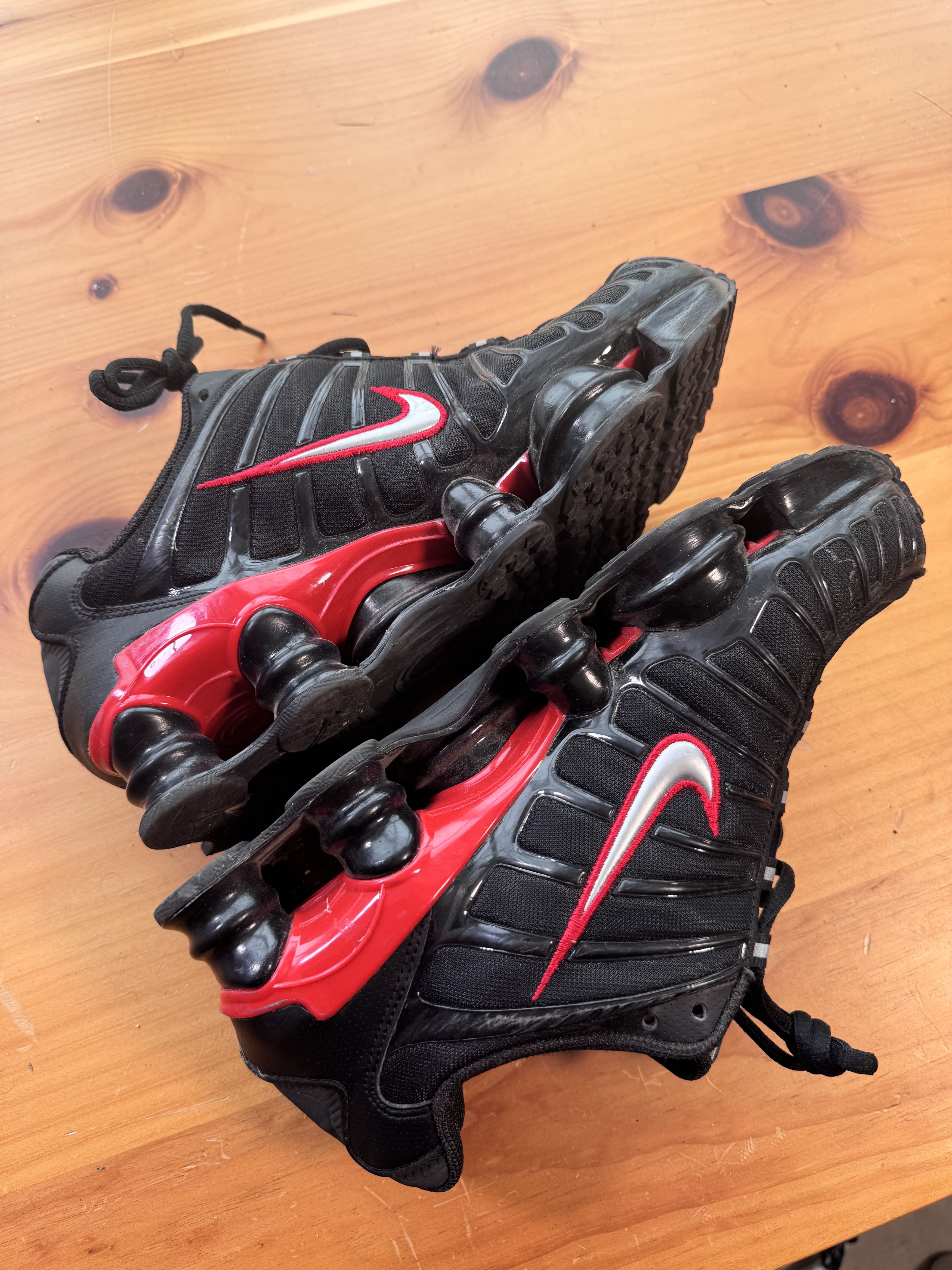 Nike Nike Shox TL Black University Red Mens Sneakers Size US 9 / EU 42 - 4 Thumbnail