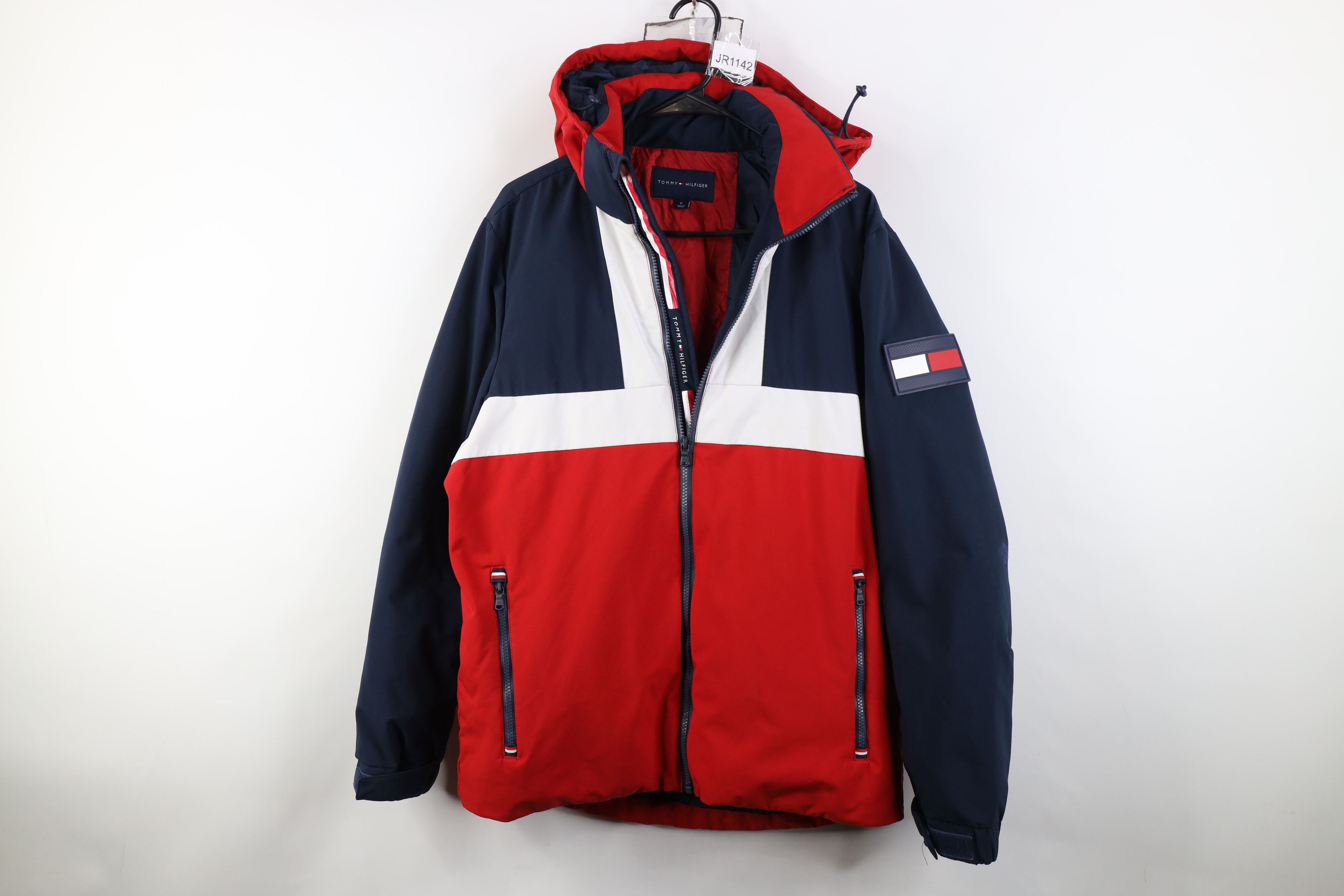 Tommy Hilfiger Vintage Y2K Tommy Hilfiger Flag Patch Hooded Puffer Jacket Size US M / EU 48-50 / 2 - 1 Thumbnail