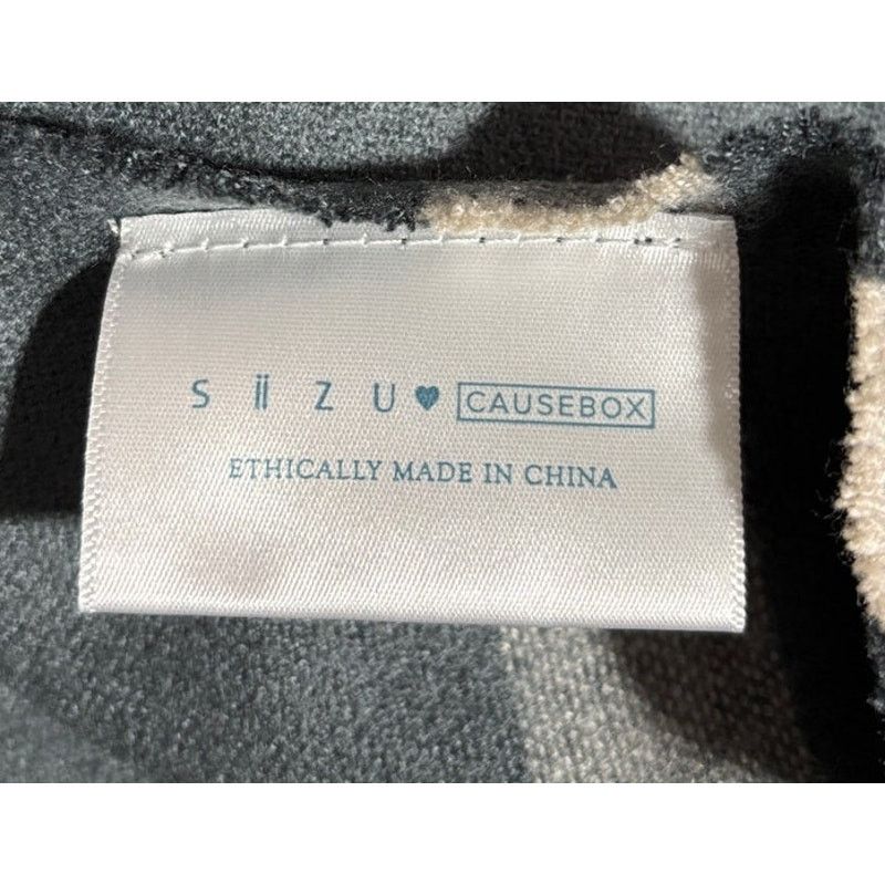 Other SIIZU Causebox Women's Sustainable Ruana Shawl Poncho Wrap Size ONE SIZE - 6 Thumbnail