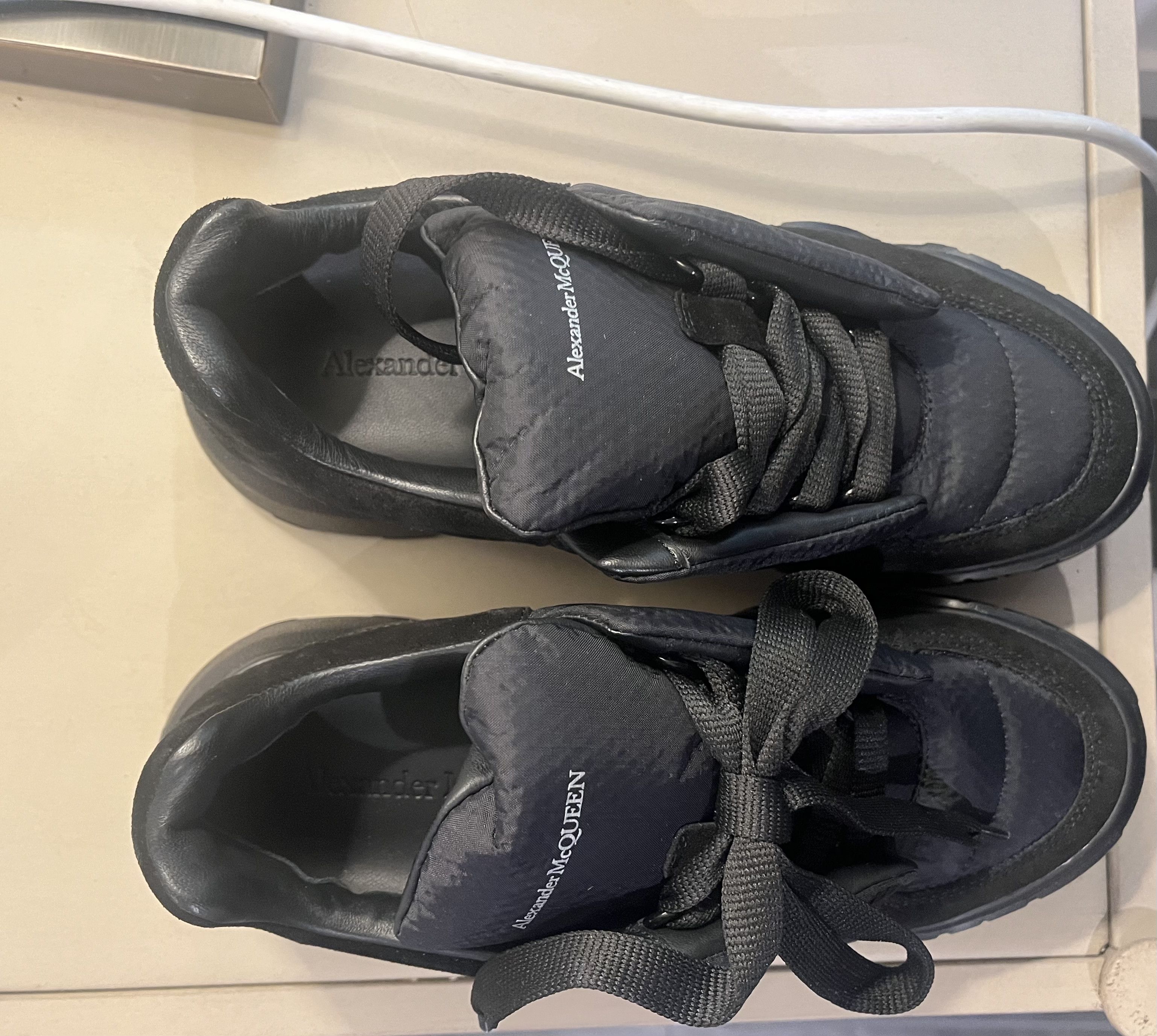 Alexander McQueen Women's Oversized Sneaker Size US 6 / IT 36 - 8 Thumbnail