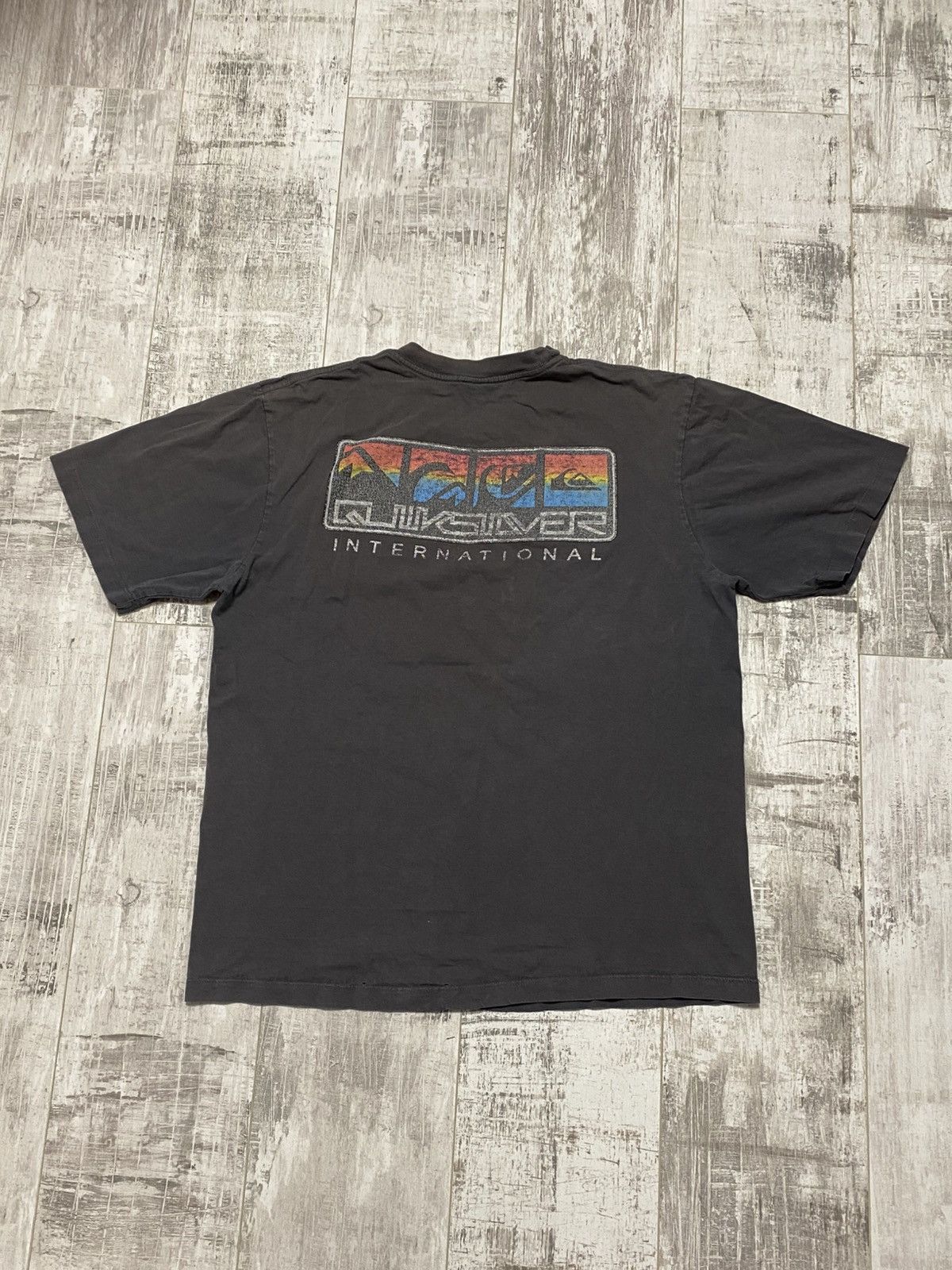 Quiksilver 🔥VINTAGE 00S QUIKSILVER DISTRESSED SURF T-SHIRT Size US XL / EU 56 / 4 - 7 Thumbnail