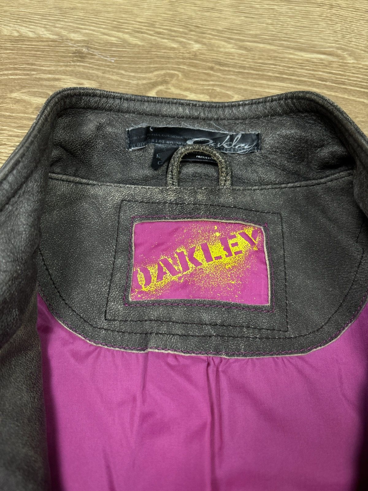 Oakley 2000s Oakley Detachable Distressed Industrial Leather Jacket Size M / US 6-8 / IT 42-44 - 12 Thumbnail
