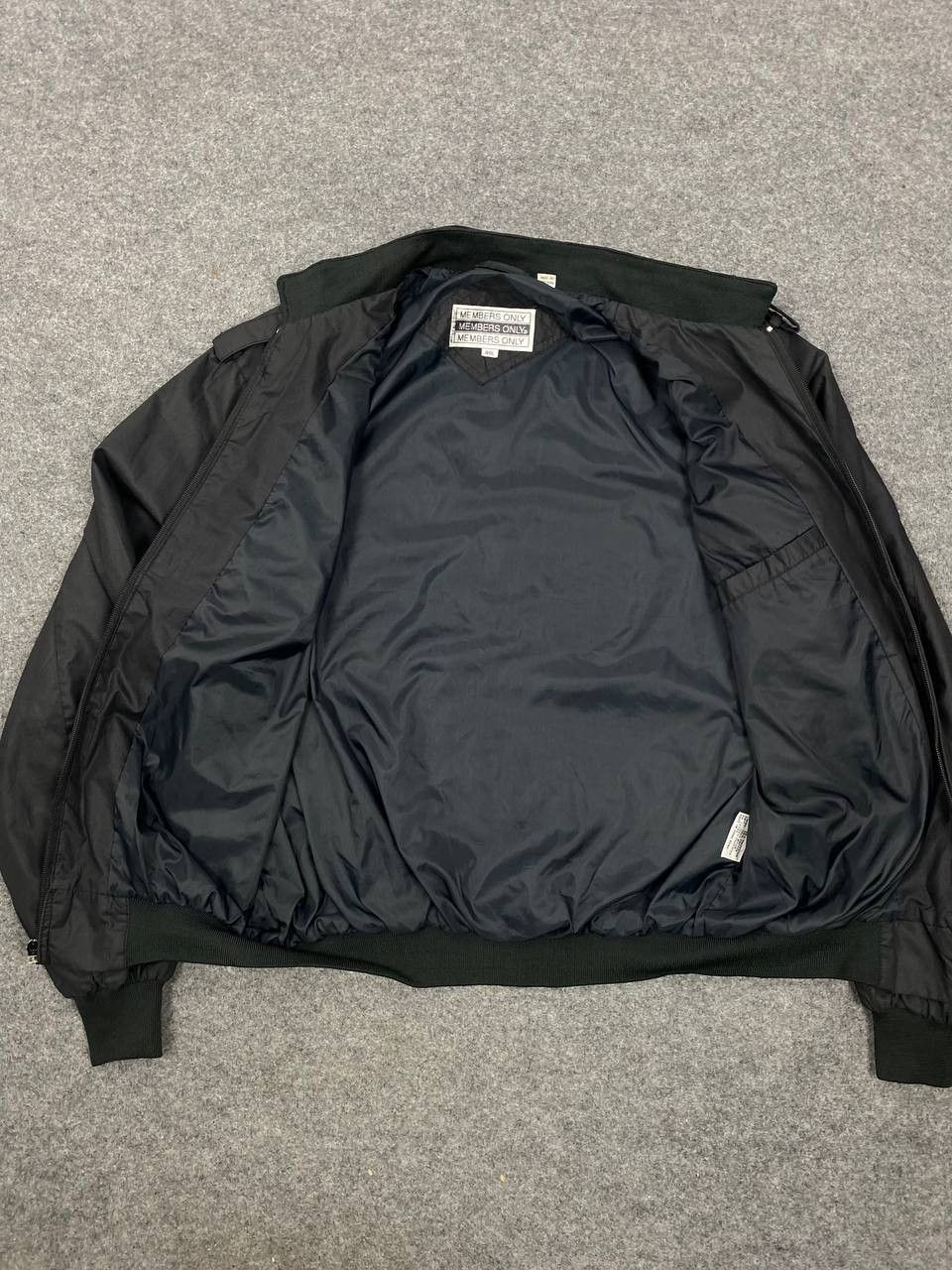 Members Only vintage members only light jacket nice design Size US XL / EU 56 / 4 - 8 Thumbnail