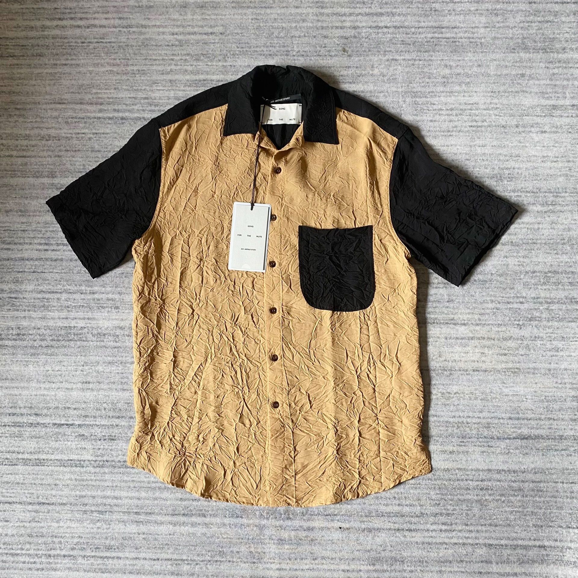 Song For The Mute black and yellow short sleeve Hawaiian shirt Size US M / EU 48-50 / 2 - 1 Thumbnail