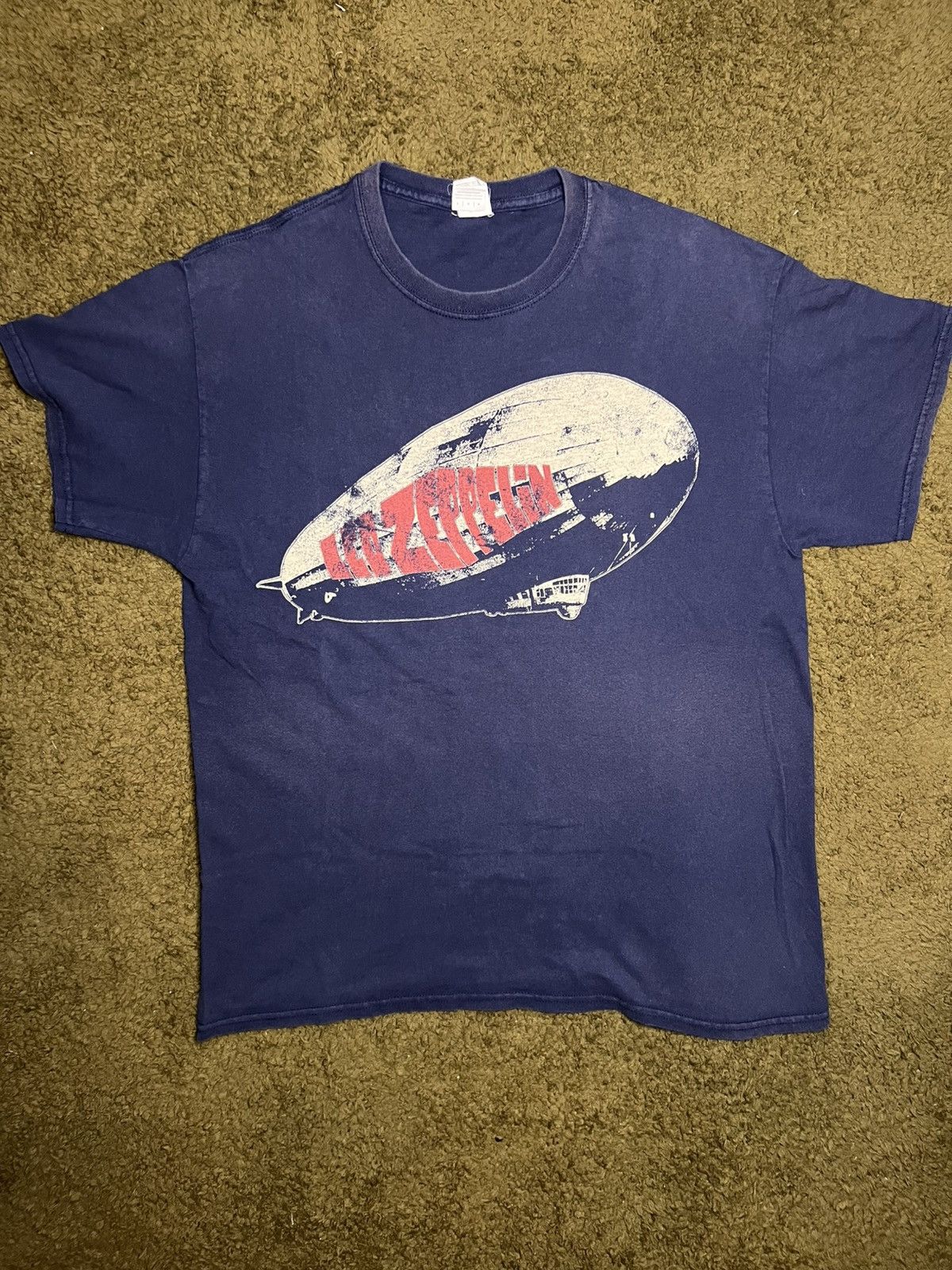 Vintage Y2K Led Zeppelin band tee Size US L / EU 52-54 / 3 - 1 Thumbnail
