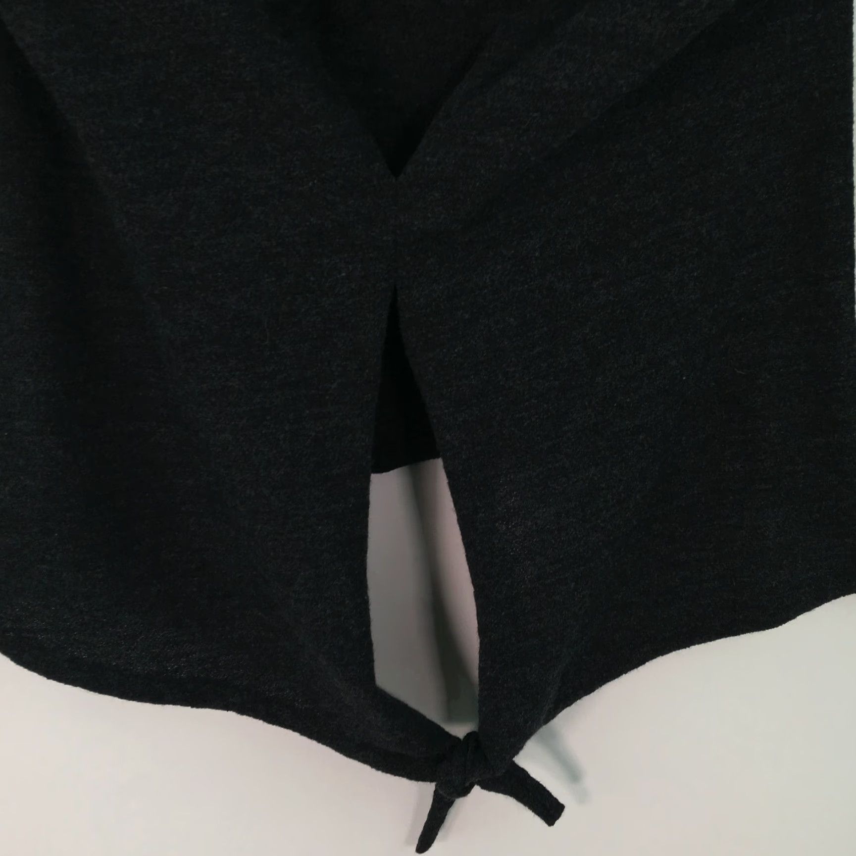 Vintage Vintage Womens Long Sleeve Tie Knot Gray Pullover T-Shirt Chest Size 19 In Size XXL / US 16-18 / IT 52-54 - 4 Thumbnail
