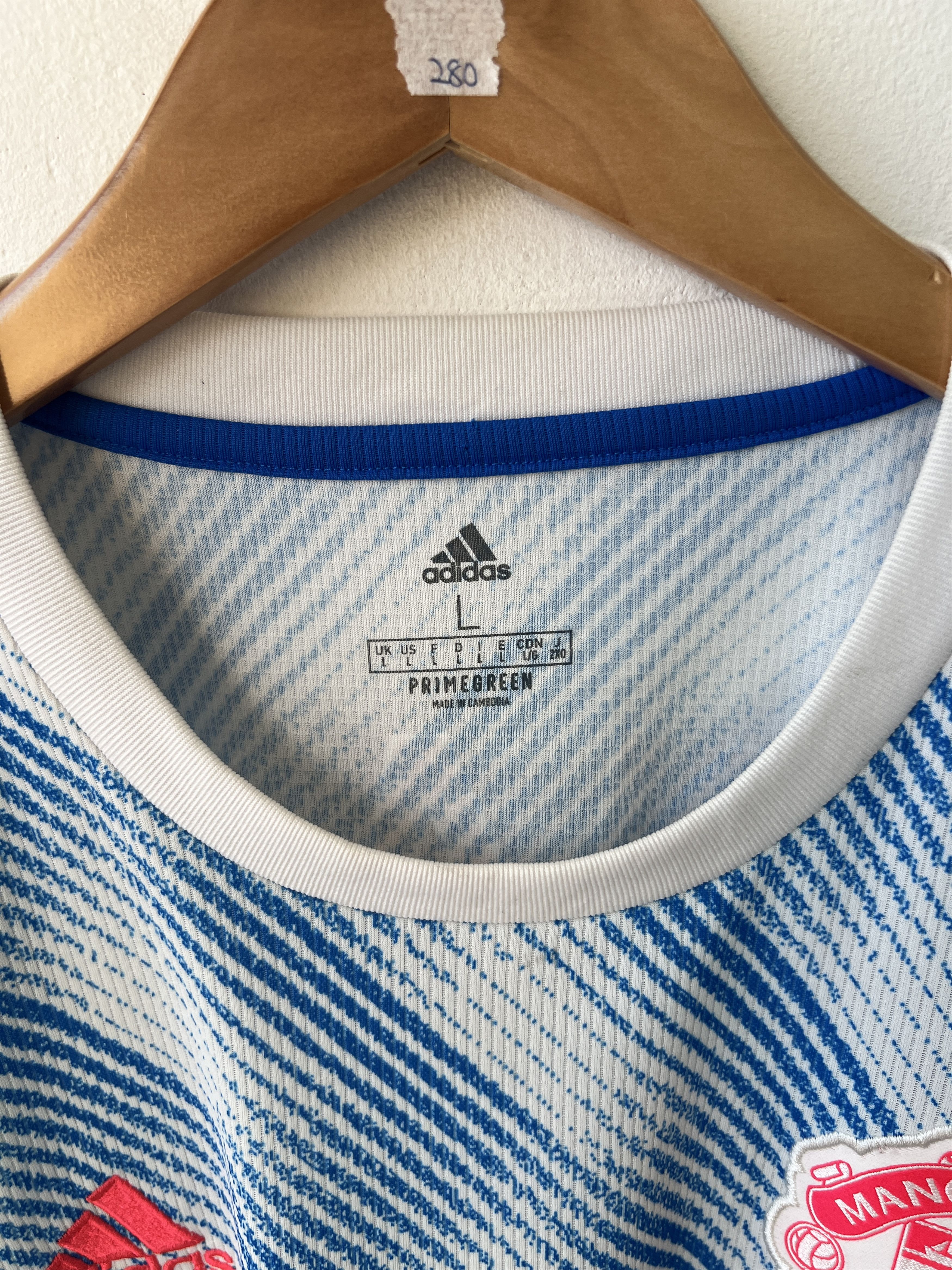 Adidas (L) Manchester United 2021-22 Away Kit Ronaldo #7 Size US L / EU 52-54 / 3 - 3 Thumbnail