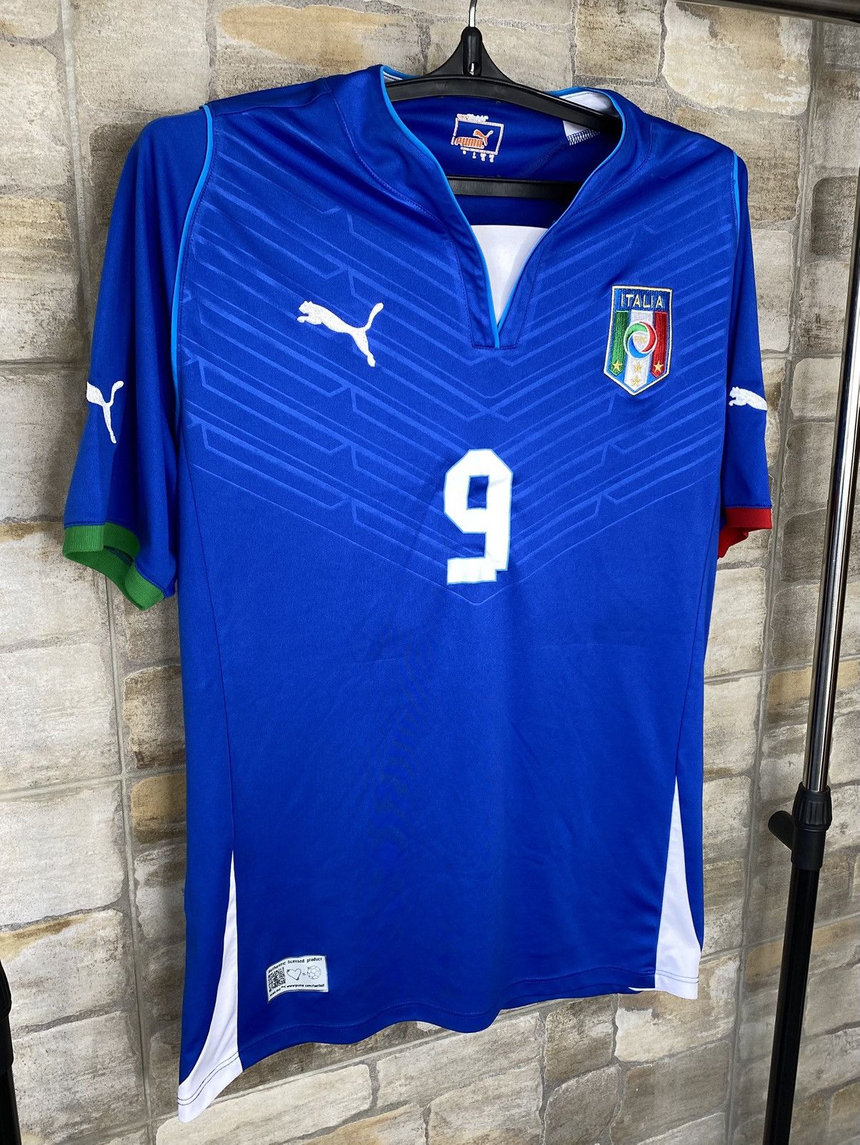 Puma Puma Italy 2013-2014 #9 Balotelli Home Kit Jersey Shirt Size US M / EU 48-50 / 2 - 3 Thumbnail
