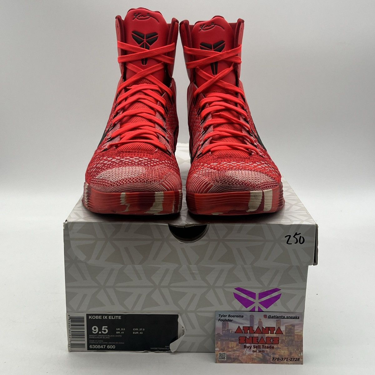 Jordan Brand Kobe 9 elite Christmas Size US 9.5 / EU 42-43 - 2 Thumbnail