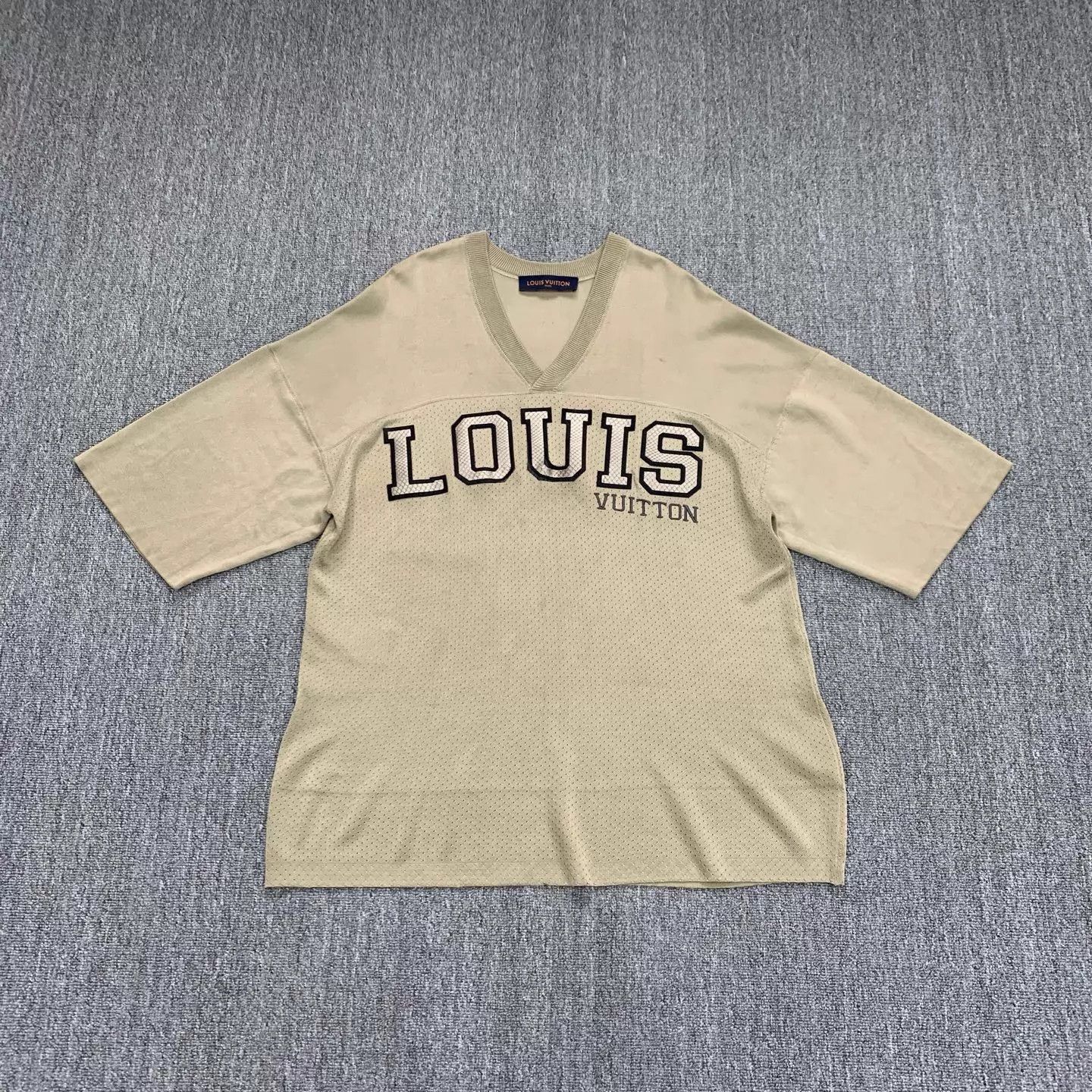 Louis Vuitton LV Gold Python Lettered Hockey Jersey Short Sleeve XL 9/10 Size US XL / EU 56 / 4 - 1 Thumbnail