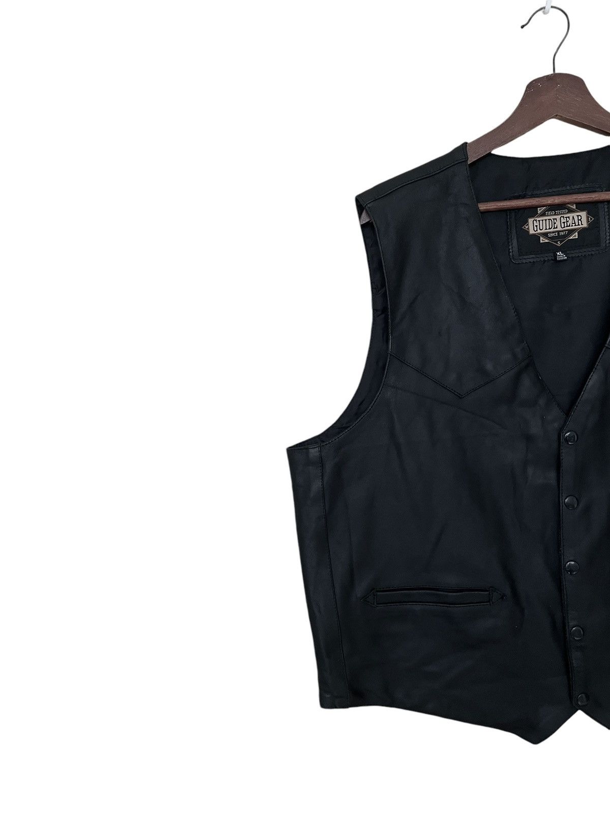 Vintage Vintage Brand Guide Gear Leather Vest 1970s Size US XL / EU 56 / 4 - 5 Thumbnail