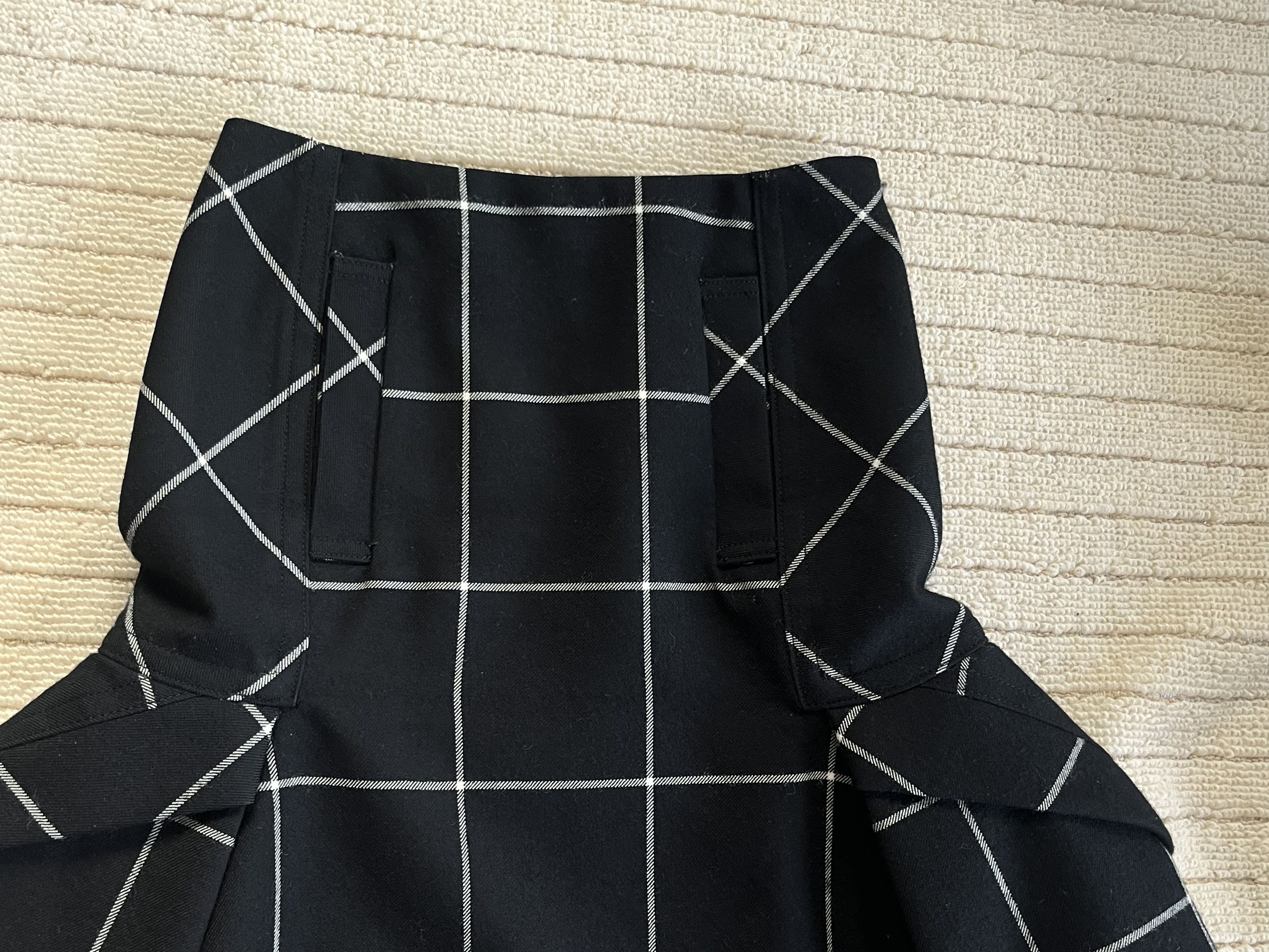 Sacai Sacai mid length black skirt Size 26" / US 2 / IT 38 - 5 Thumbnail
