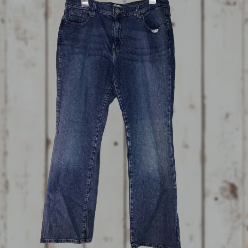 Levi's Levi's 515 Bootcut Jeans Womens Size 14 Medium Wash Blue 90s Size 36" / US 14 / IT 50 - 1 Thumbnail