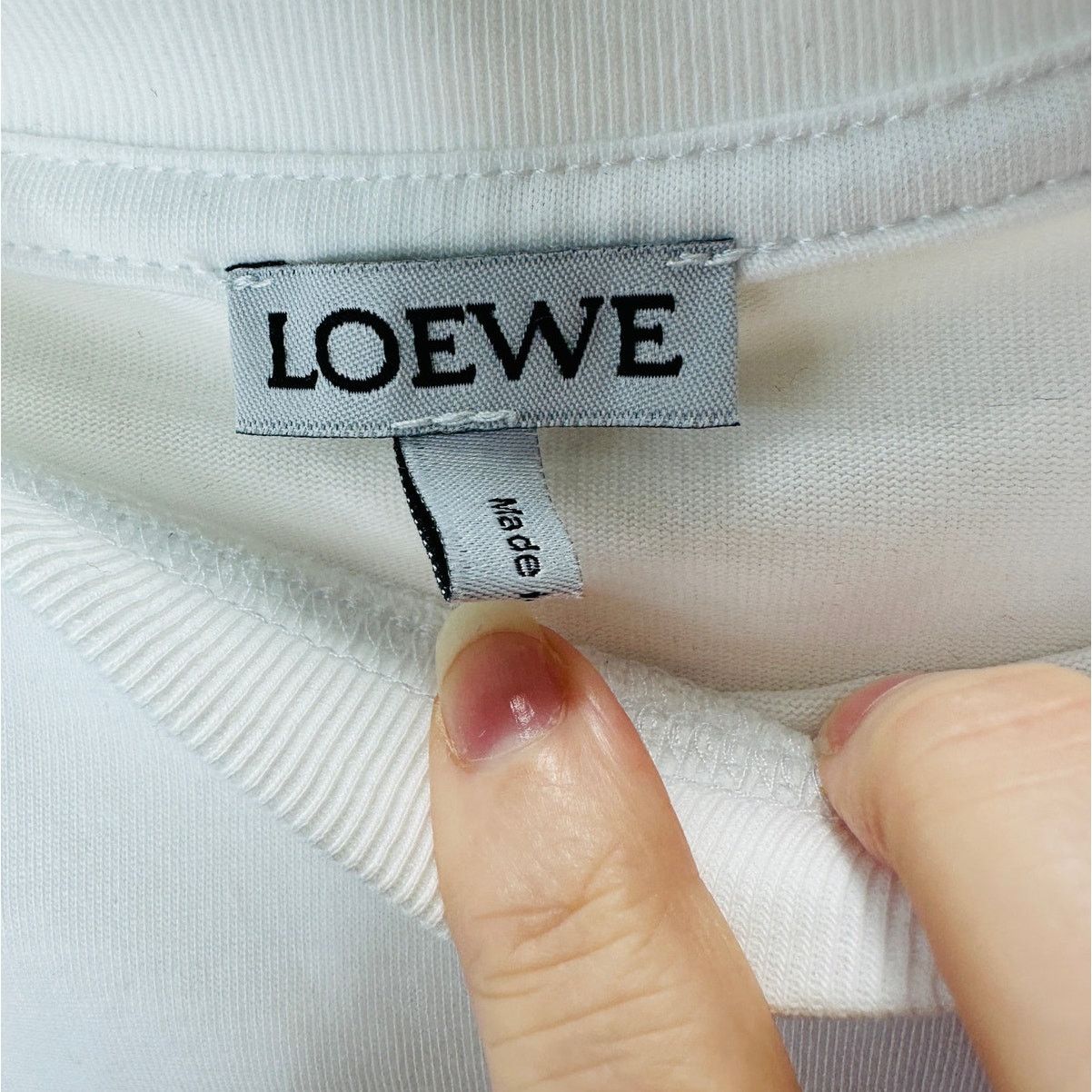 Loewe Loewe White Short Sleeve Cream Embroidered Logo Graphic Tee Size US S / EU 44-46 / 1 - 6 Thumbnail