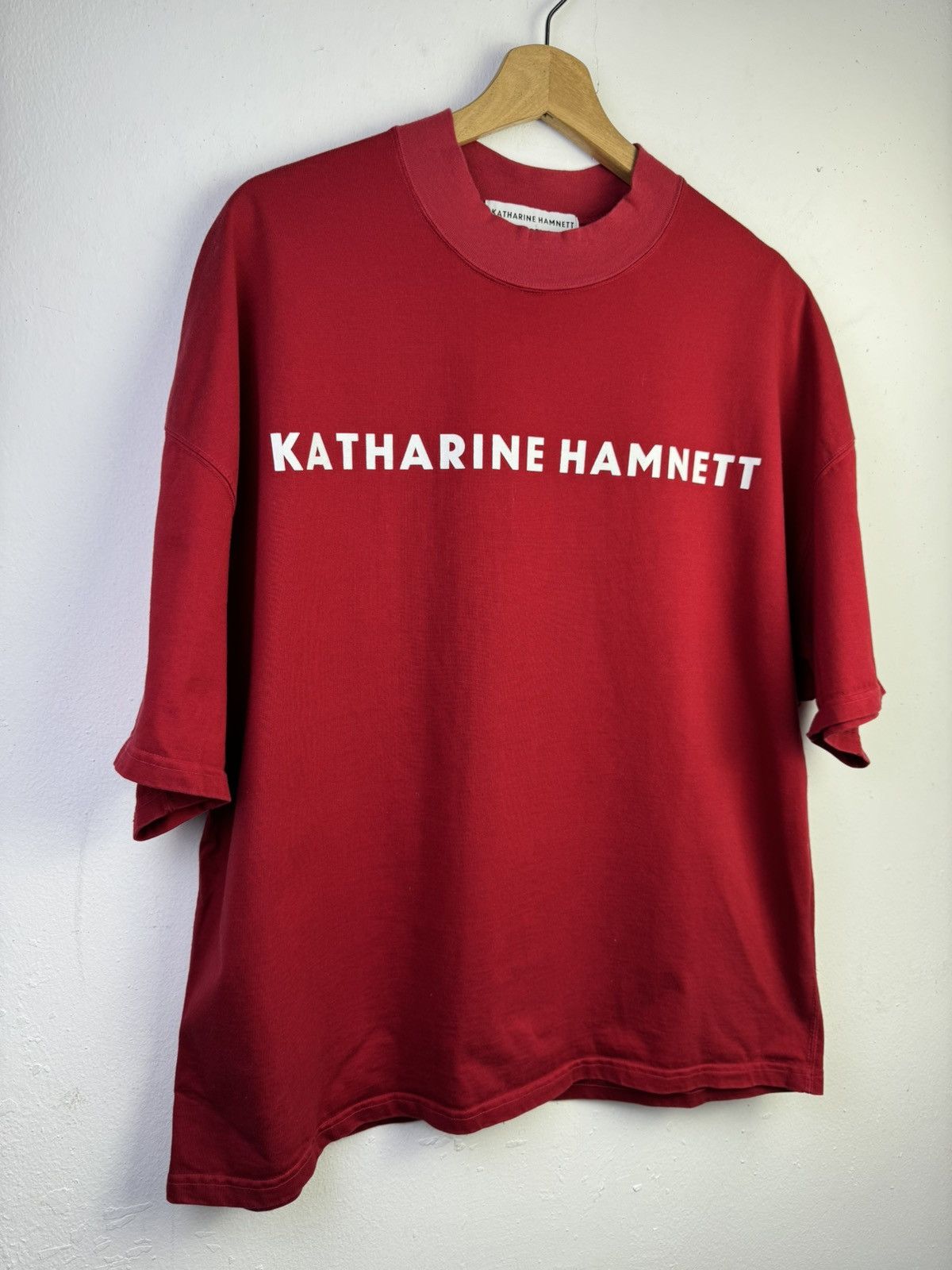 Katharine Hamnett London Katharine Hamnett oversized slogan t-shirt in red cotton Size US S / EU 44-46 / 1 - 2 Thumbnail