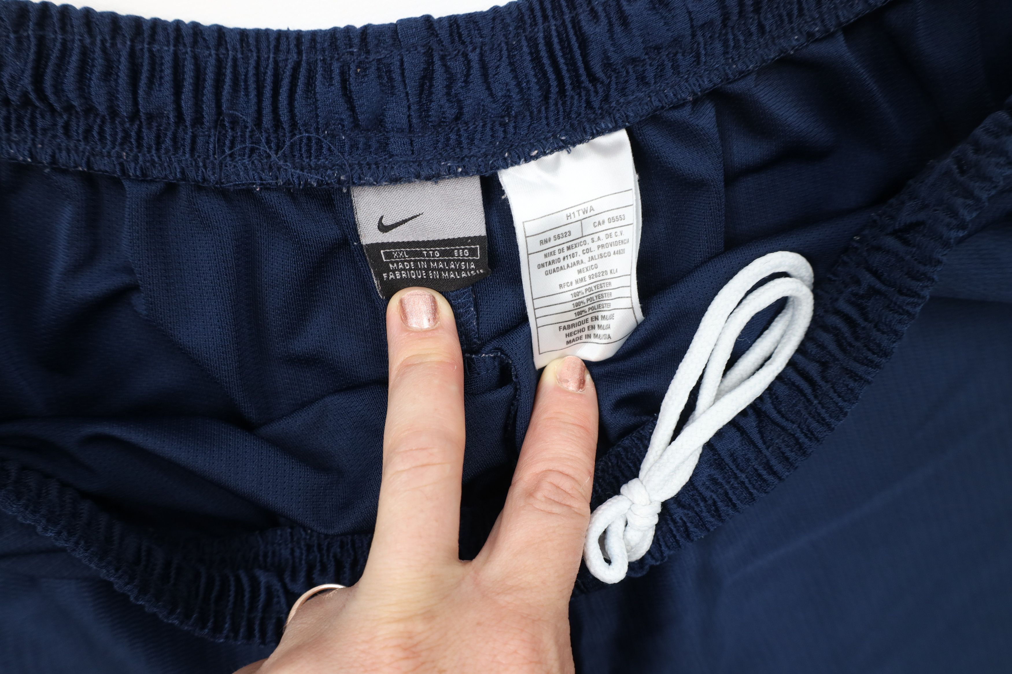Nike × Vintage Vintage 90s Y2K Nike Scott Mini Swoosh Gym Shorts Navy Blue Size US 38 / EU 54 - 9 Thumbnail