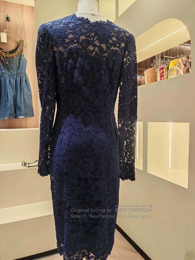 Valentino Valentino Lace dress Size M / US 6-8 / IT 42-44 - 2 Thumbnail