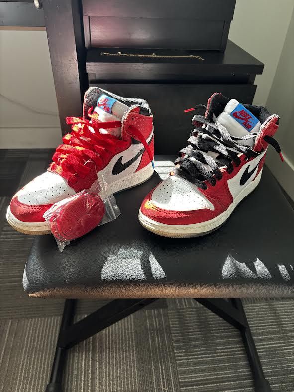 Nike Air Jordan 1 Retro High GS 'Origin Story' Size US 5.5 / IT 35.5 - 3 Thumbnail