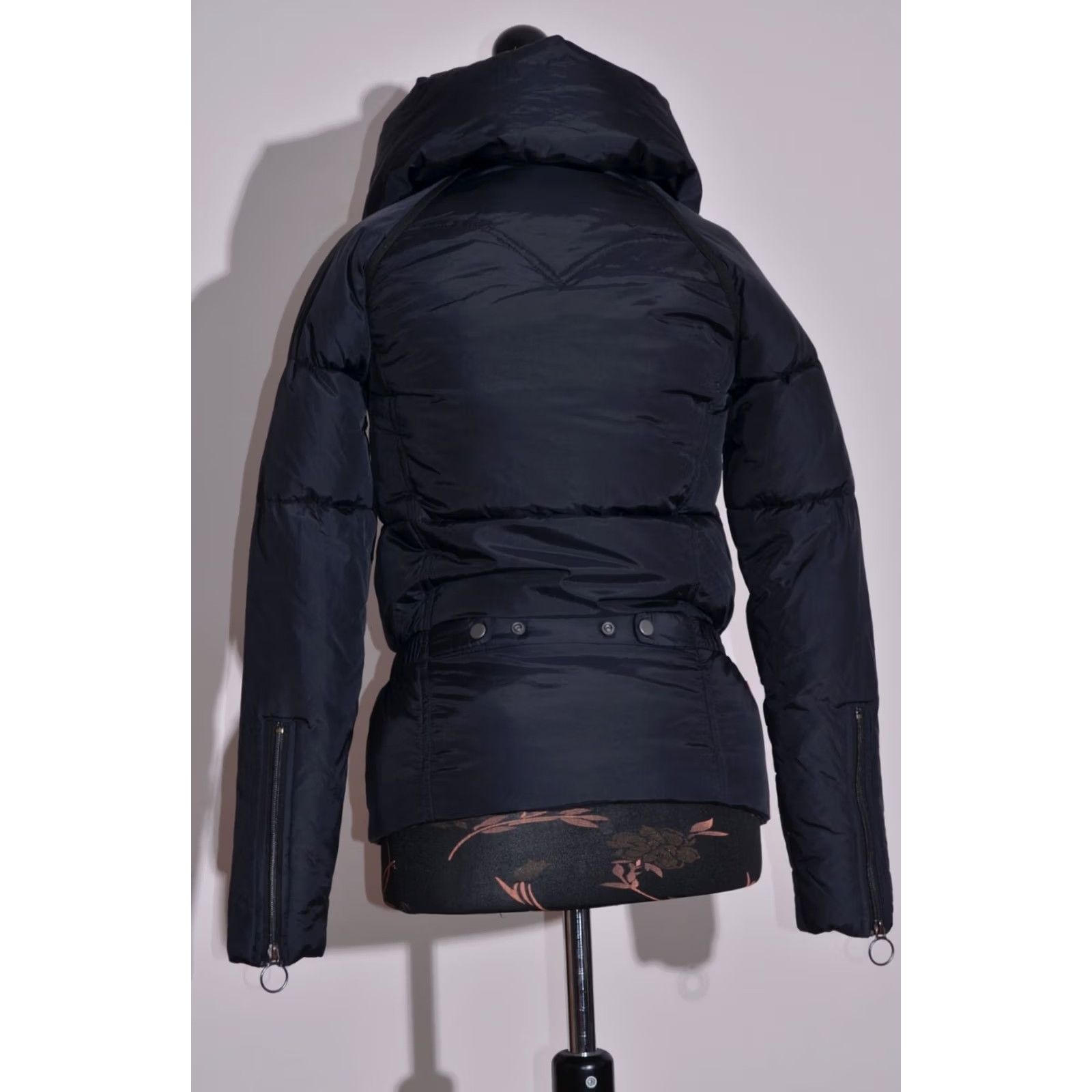 Levi's Levi's Women's Puffer Jacket XS Black Down Full Zip Jacket Size XS / US 0-2 / IT 36-38 - 4 Thumbnail