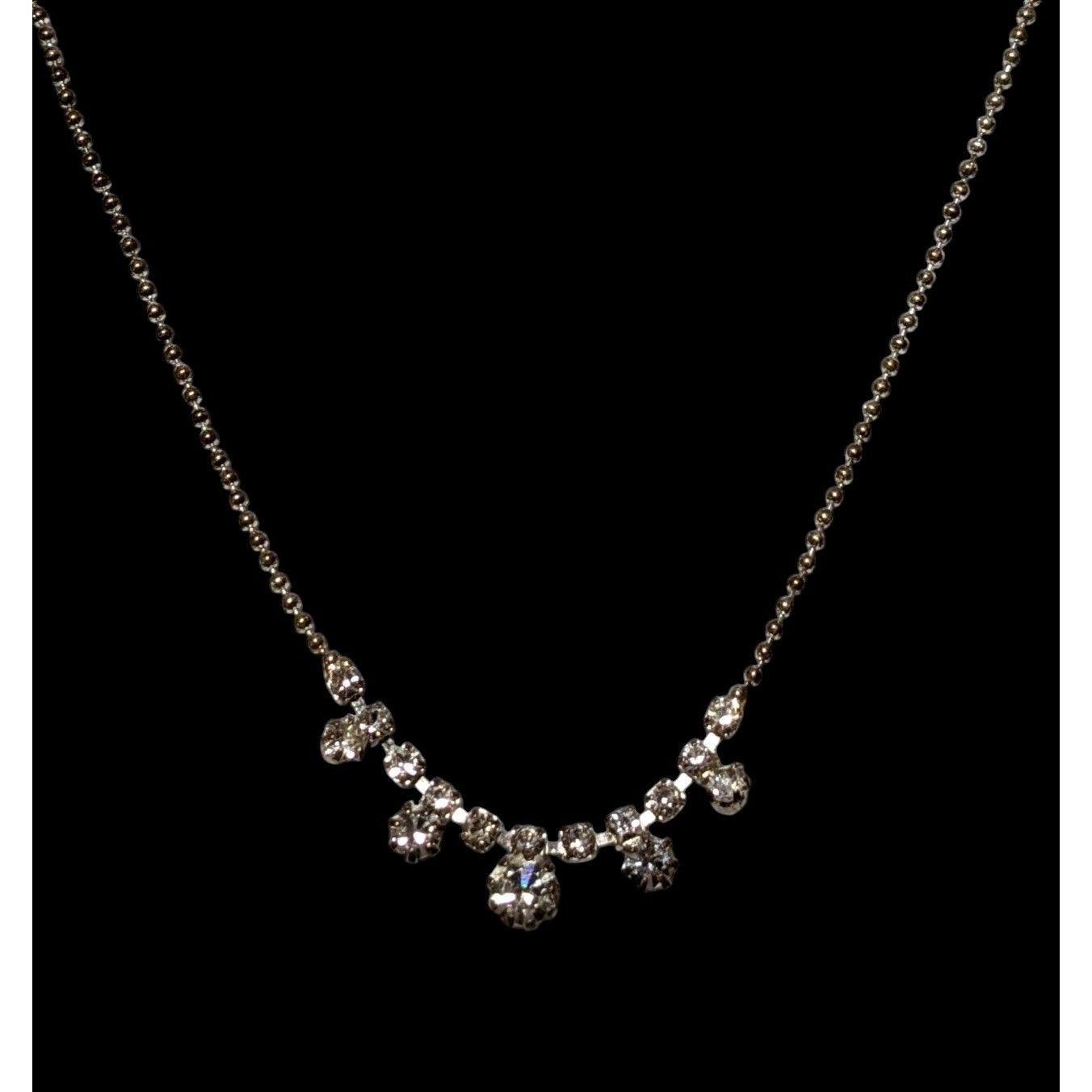 Other Minimalist Glam Silver Rhinestone Necklace Size ONE SIZE - 2 Thumbnail