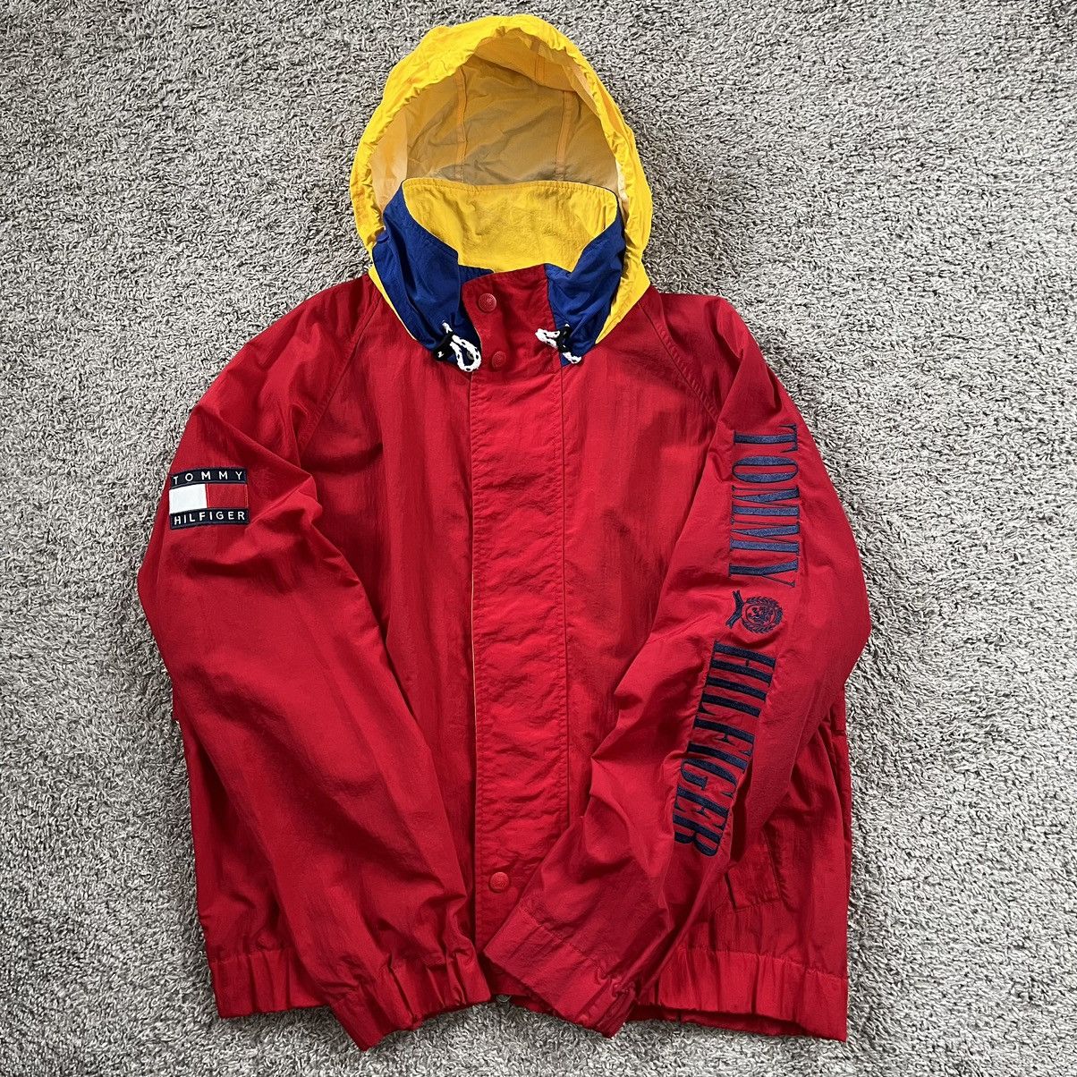 Tommy Hilfiger × Tommy Jeans Tommy Hilfiger Jacket Size XL Red Windbreaker Spellout 90’s Size US XL / EU 56 / 4 - 1 Thumbnail