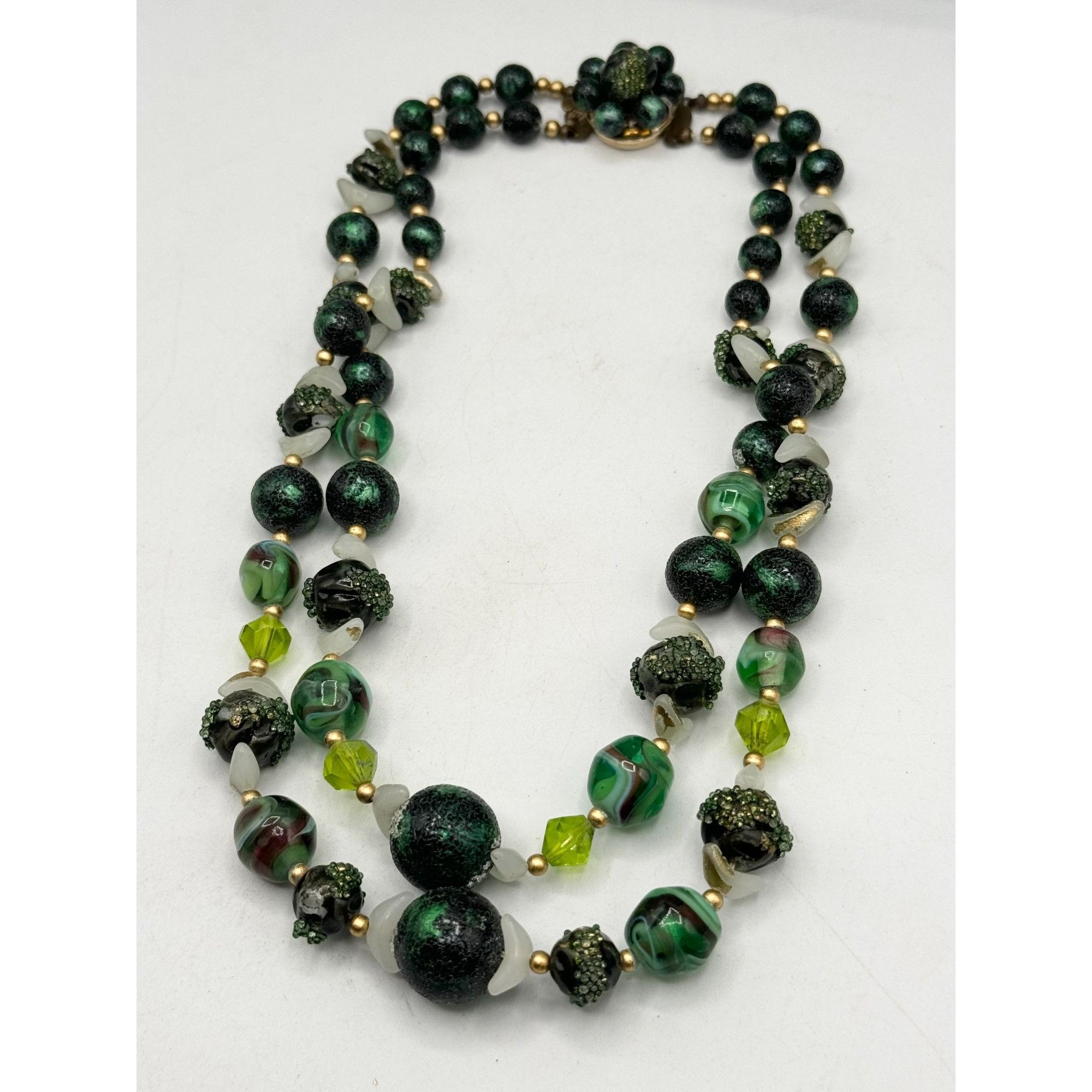 Vintage Vintage Japan Green Art glass beaded collar necklace Size ONE SIZE - 4 Thumbnail