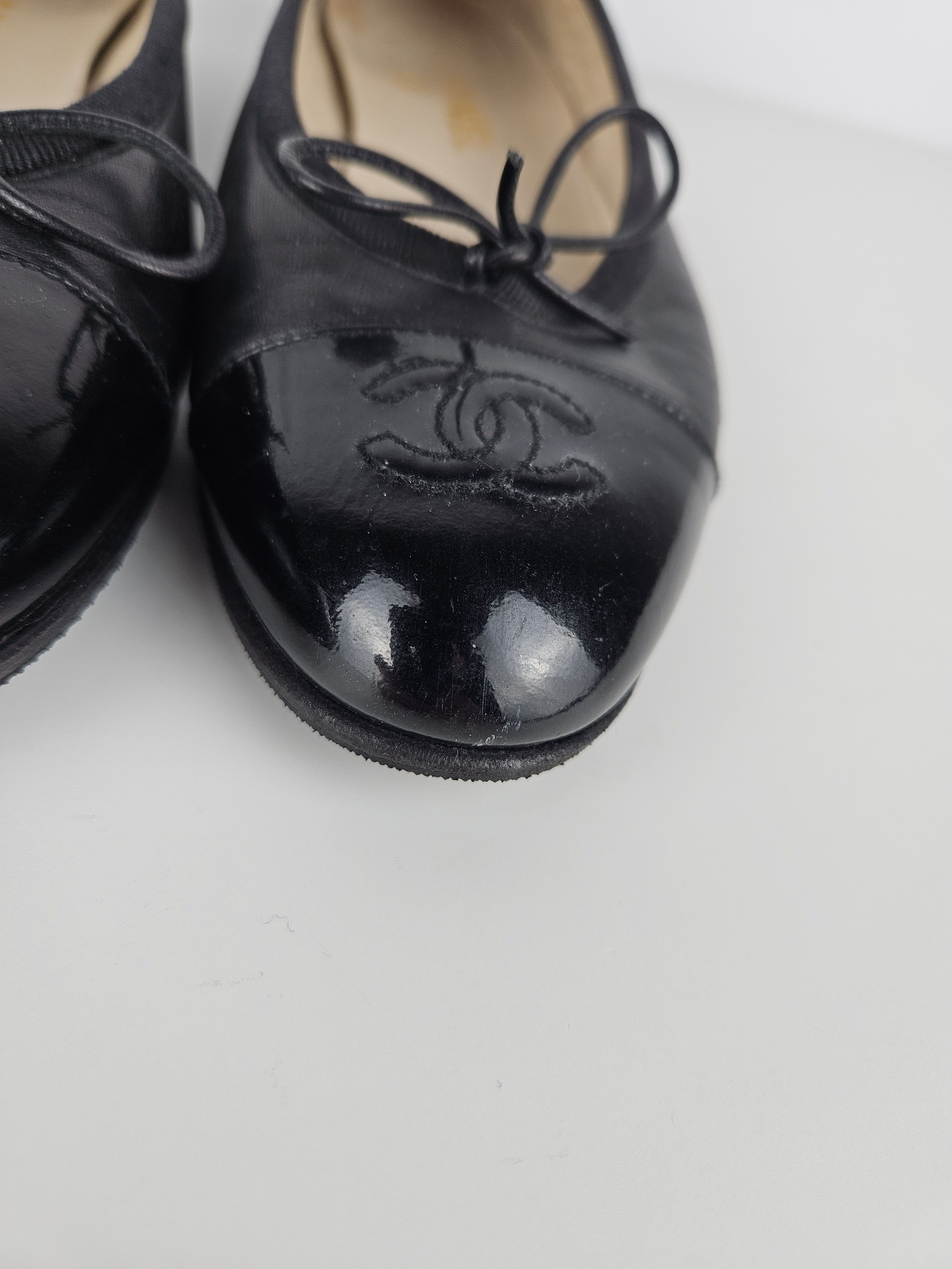 Chanel Vintage Chanel ribbon CC logo ballet flats Size US 7.5 / IT 37.5 - 15 Thumbnail