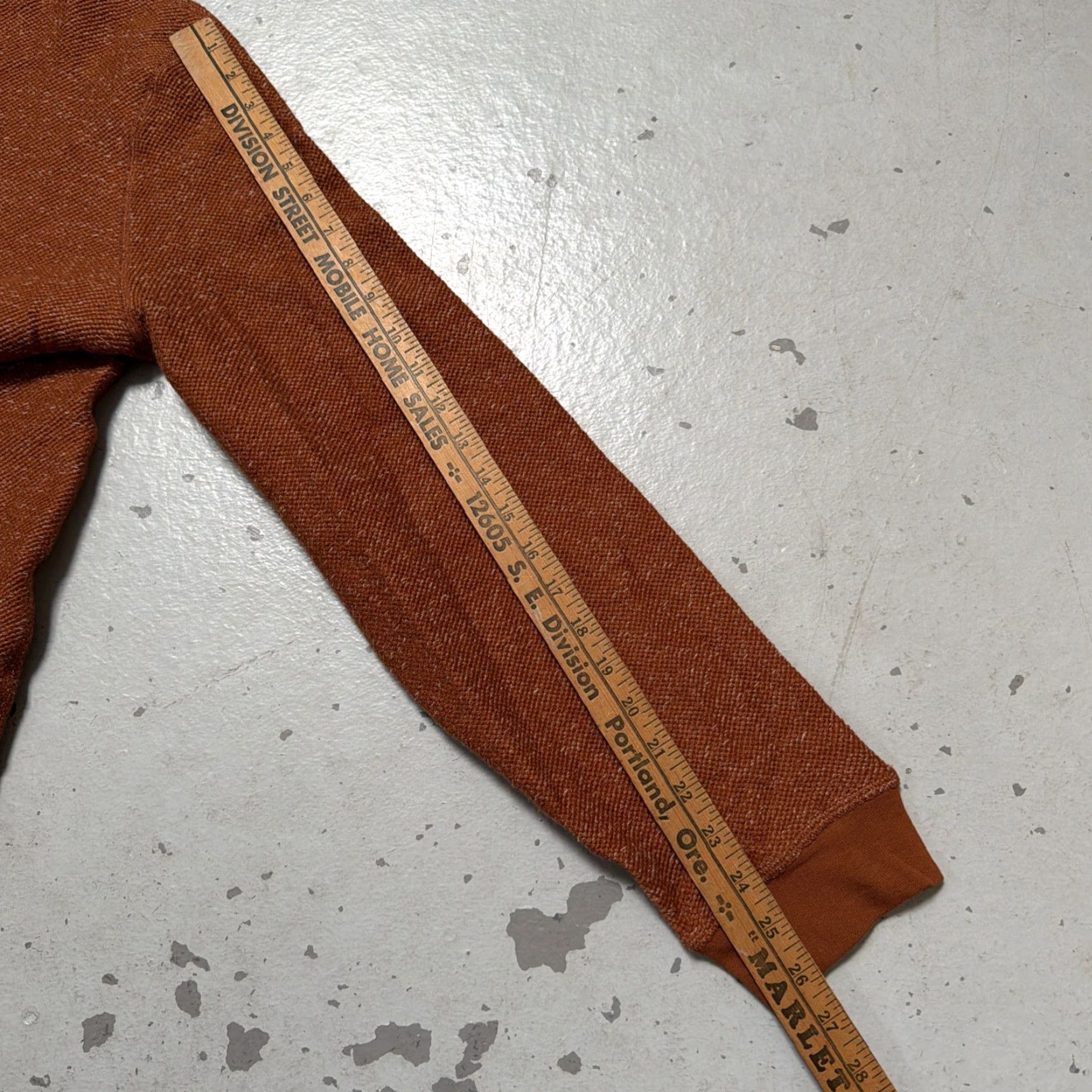 Vintage Mollusk California Surf Shop Wave Patch Crew Sweatshirt Umber XL NWT Beach Skate Art Americana Unisex Adults Pullover Size US XL / EU 56 / 4 - 4 Thumbnail