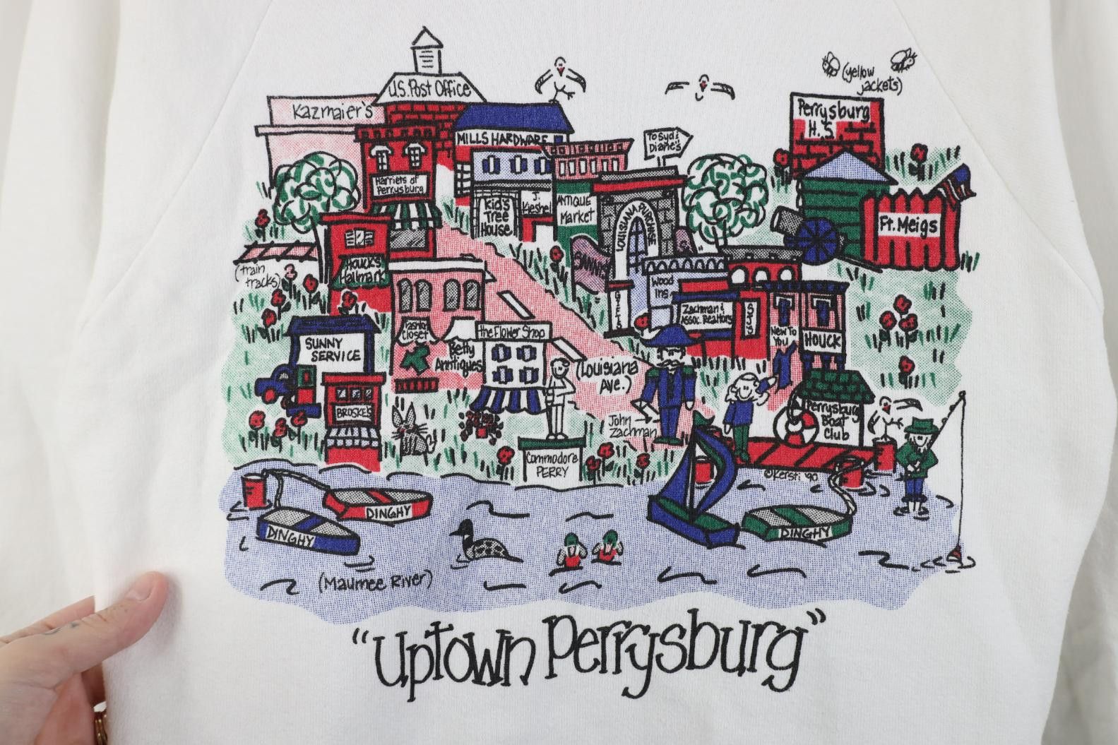 Vintage Vintage 90s Perrysburg Ohio Crewneck Sweatshirt White USA Size S / US 4 / IT 40 - 4 Thumbnail