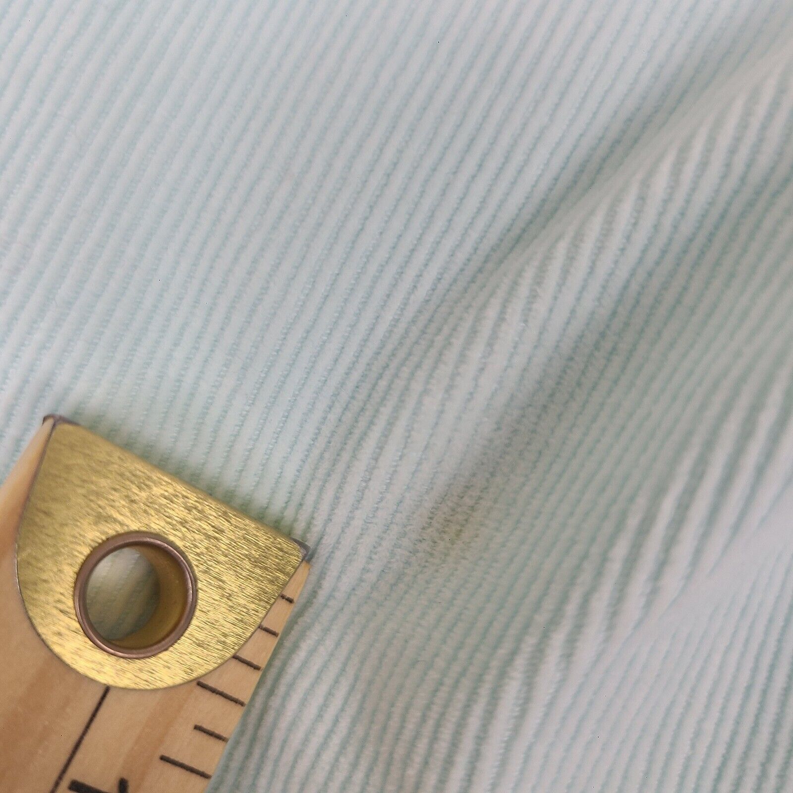 Vineyard Vines Vineyard Vines 5 Pocket Corduroy Pants in Mint Green Size 8 Size 30" / US 8 / IT 44 - 8 Thumbnail